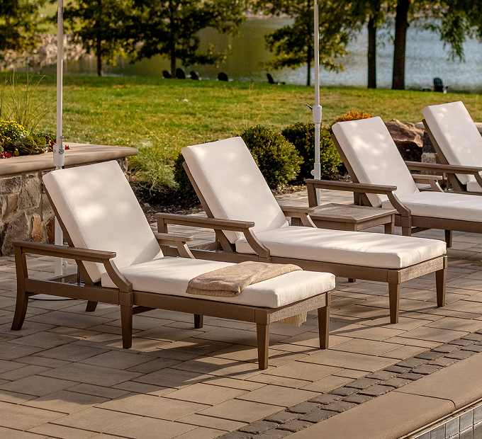 Chaise Lounges & Sets