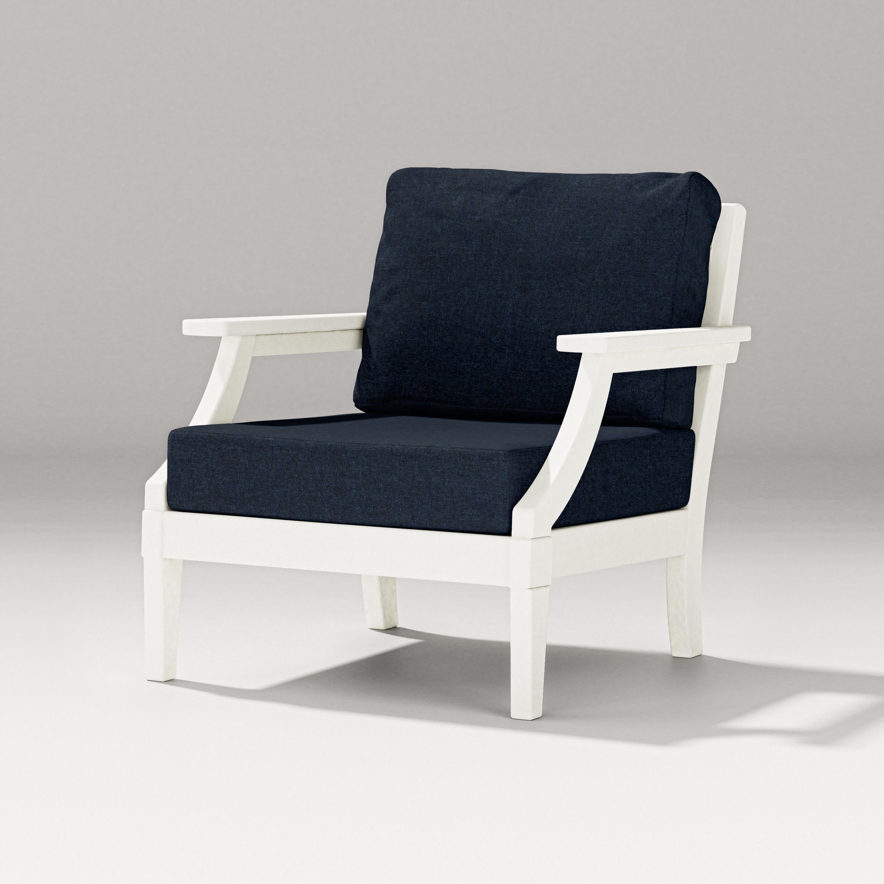 Estate Lounge Chair in Vintage White / Marine Indigo