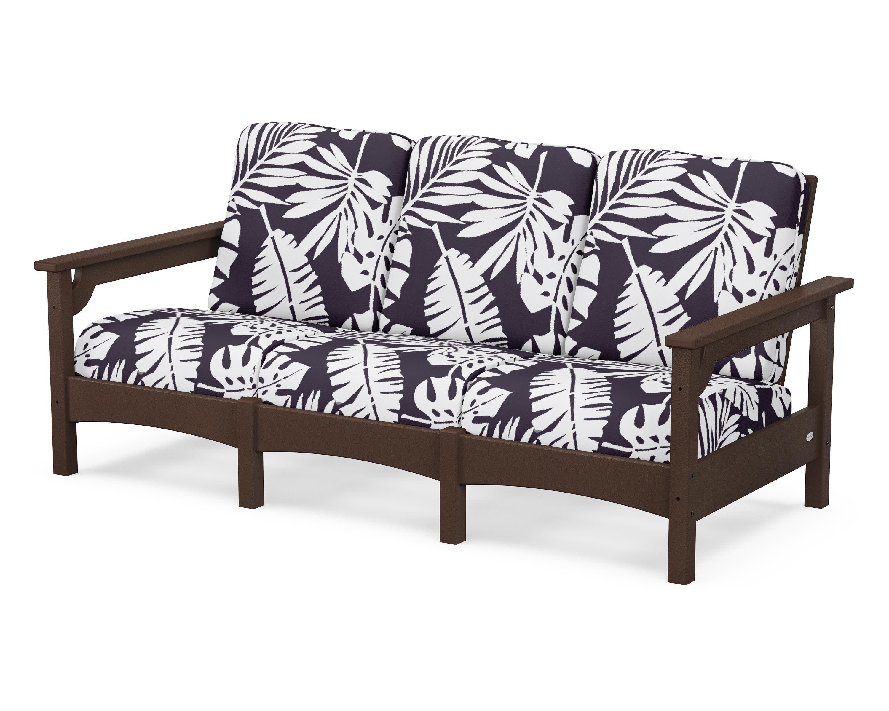Club Sofa in Mahogany / Leaf Navy