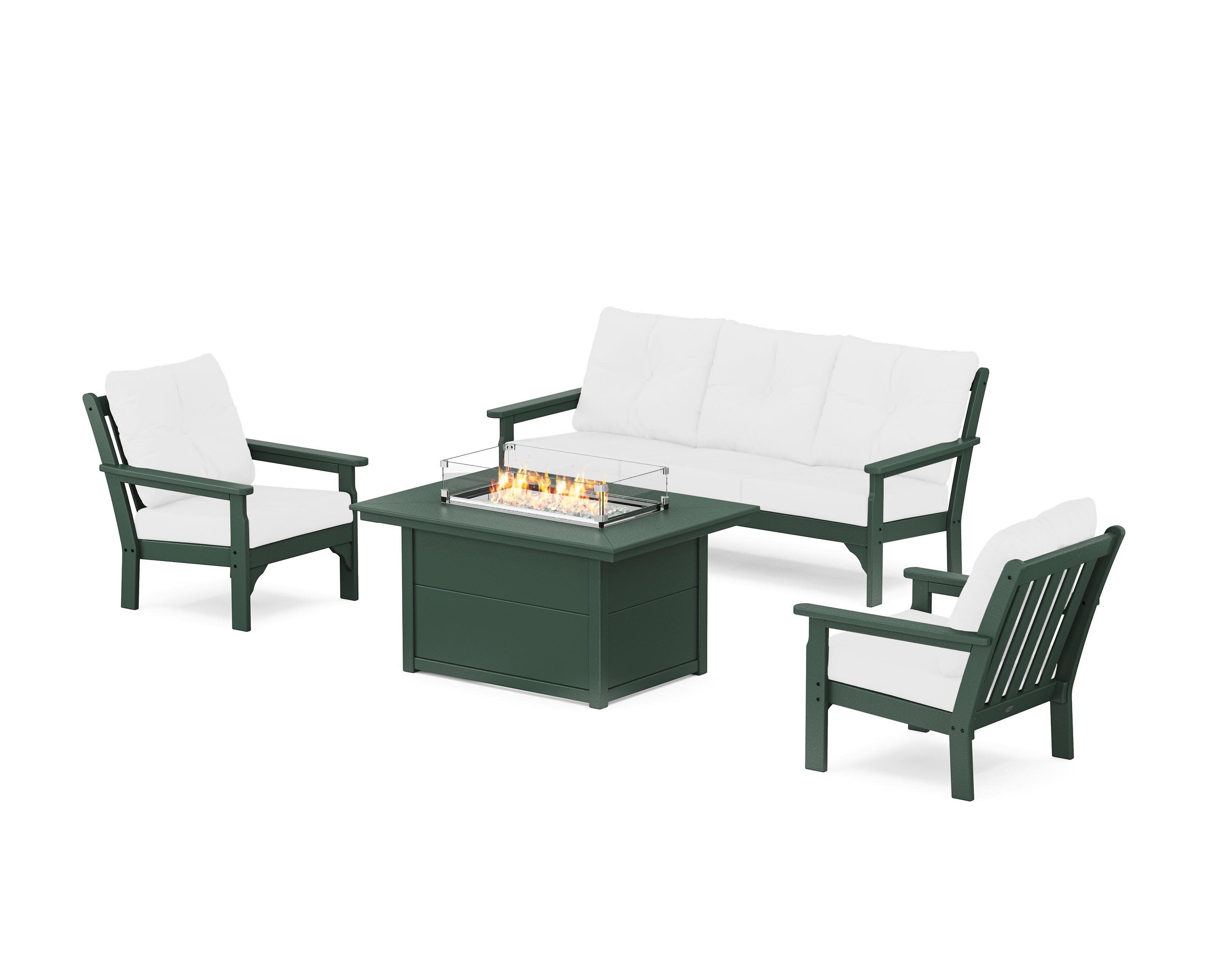 Vineyard Deep Seating Fire Pit Table Set in Green / Natural