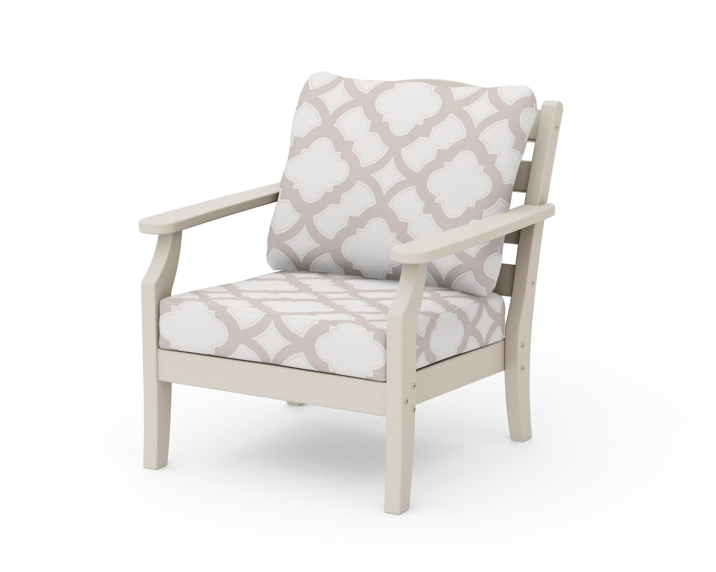 Savannah Deep Seating Chair in Sand / Trellis Dune Burlap