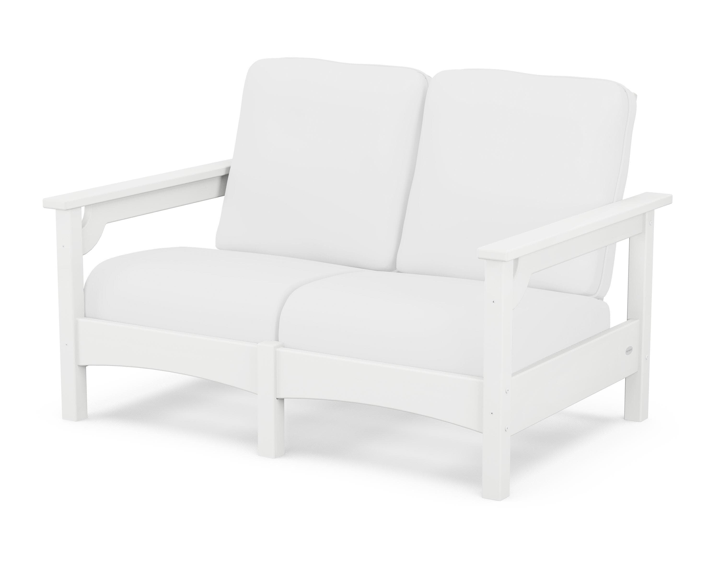 Club Loveseat in White / Natural