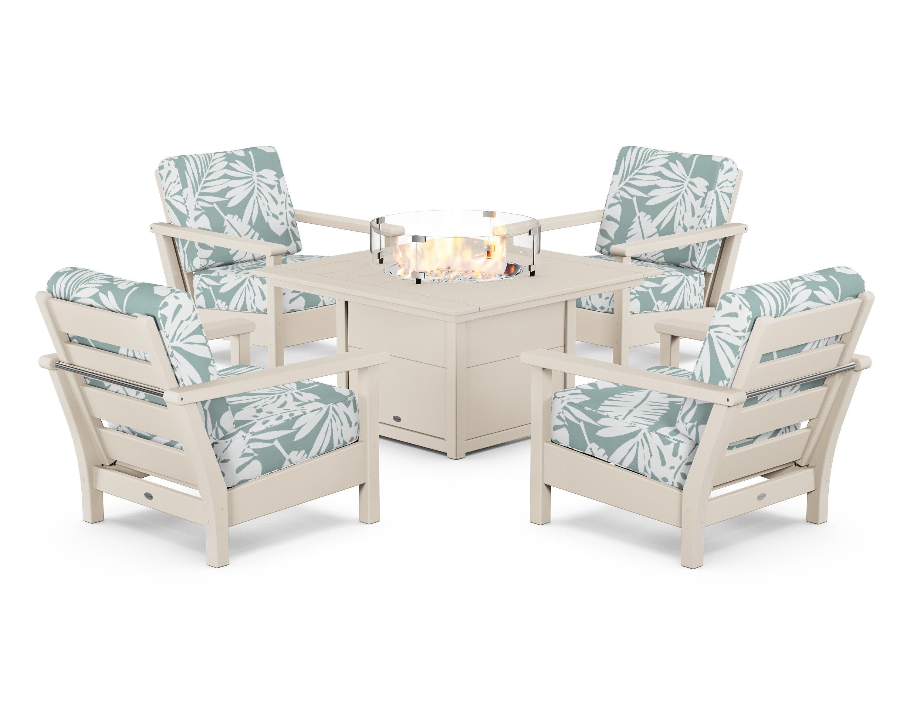 Harbour 5-Piece Conversation Set with Fire Pit Table in Sand / Leaf Glacier Spa