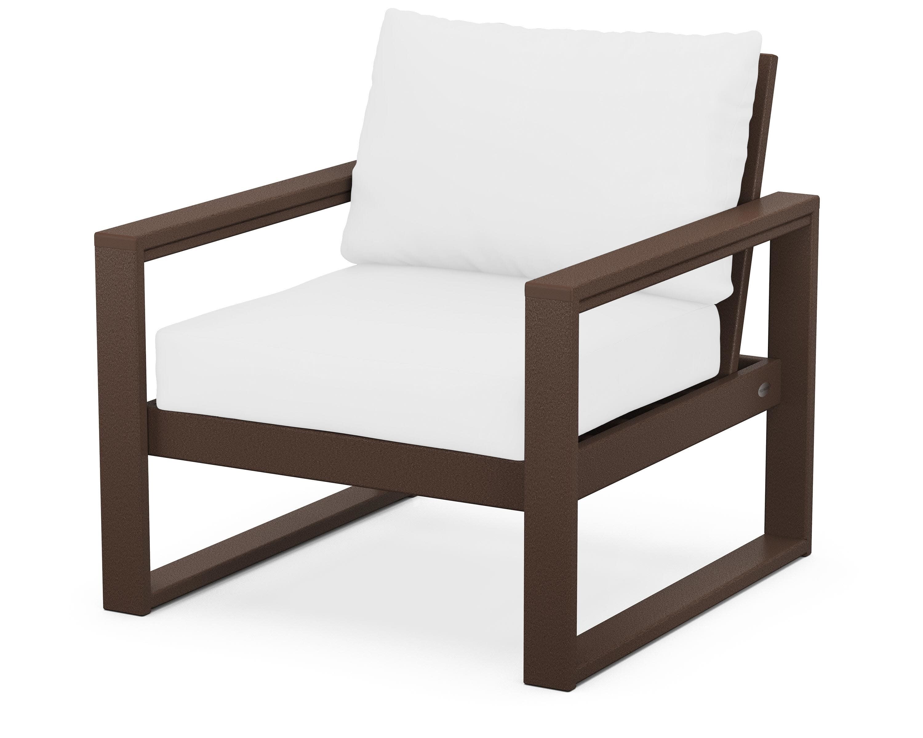 EDGE Club Chair in Mahogany / Natural