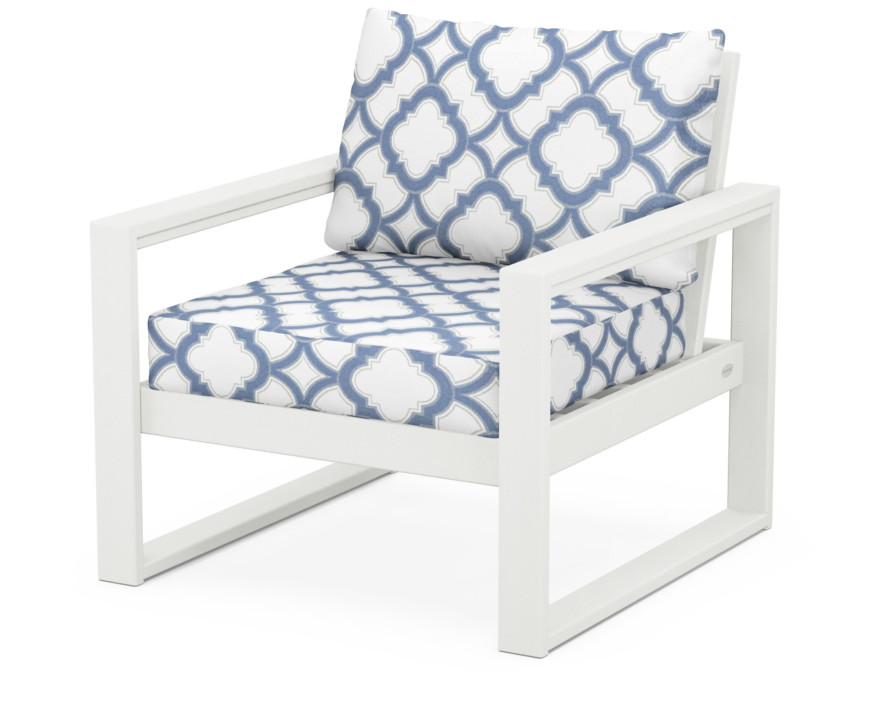EDGE Club Chair in Vintage White / Trellis Sky Blue