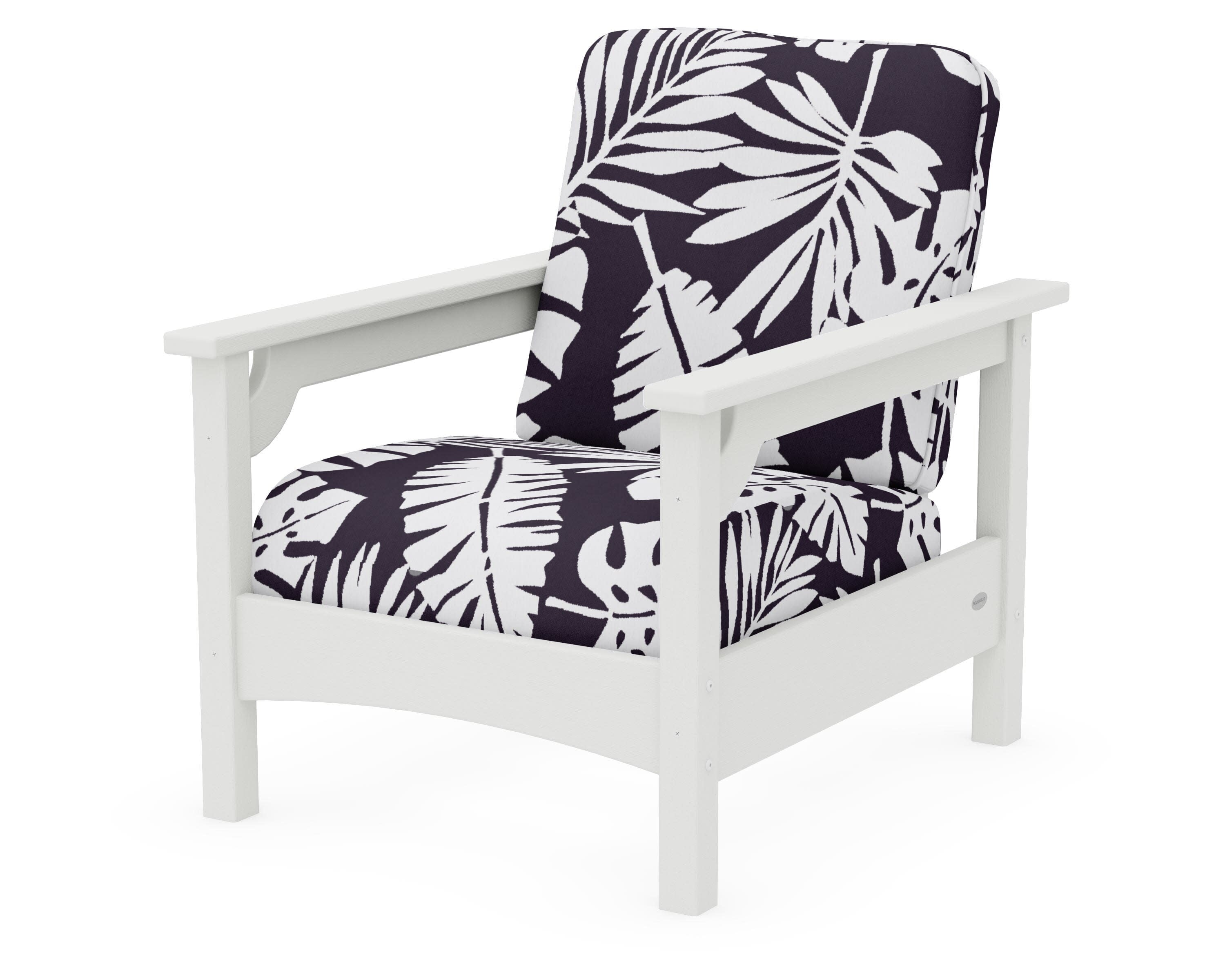Club Chair in Vintage White / Leaf Navy