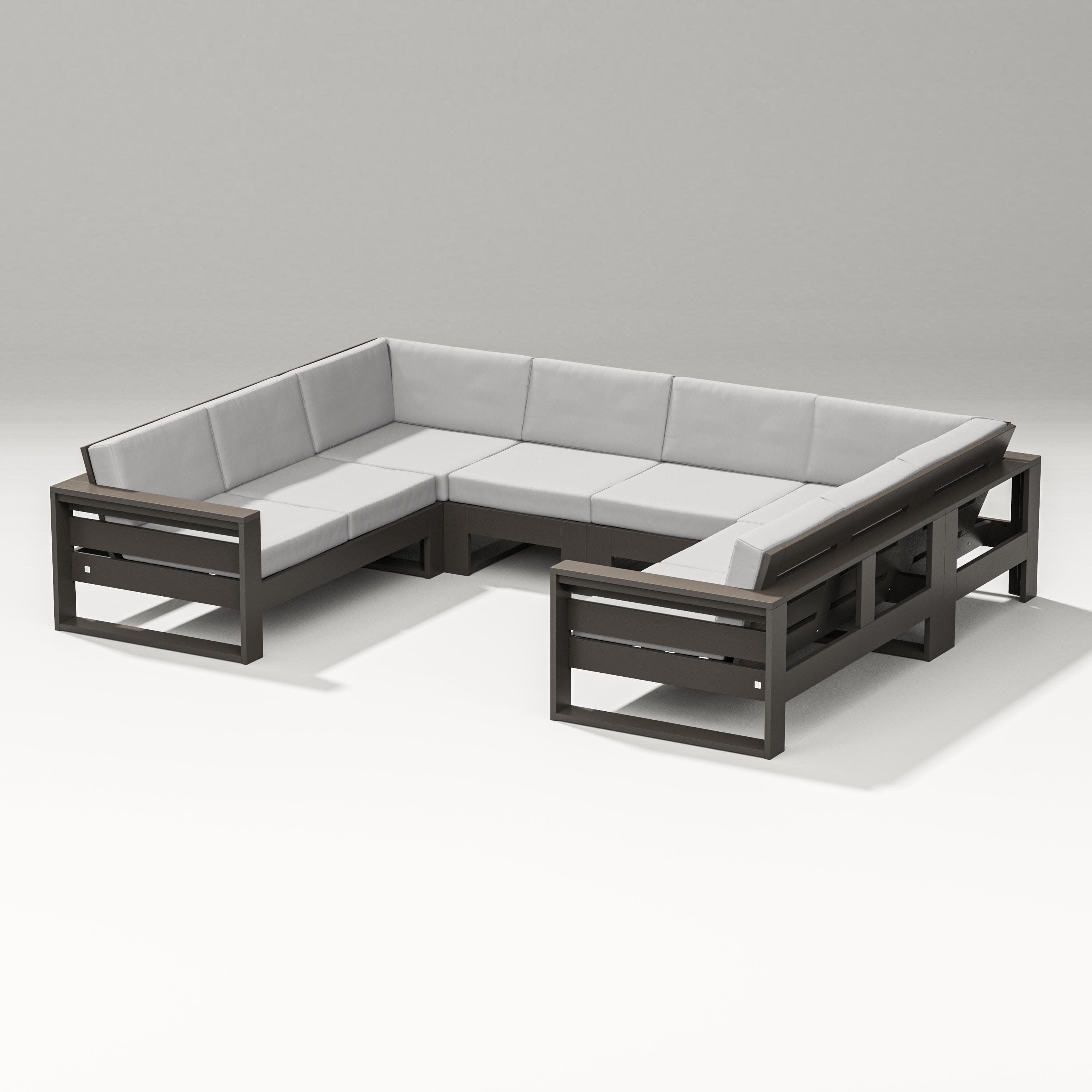 Latitude U-Shaped Sectional in Vintage Coffee / Diamond in the Rough