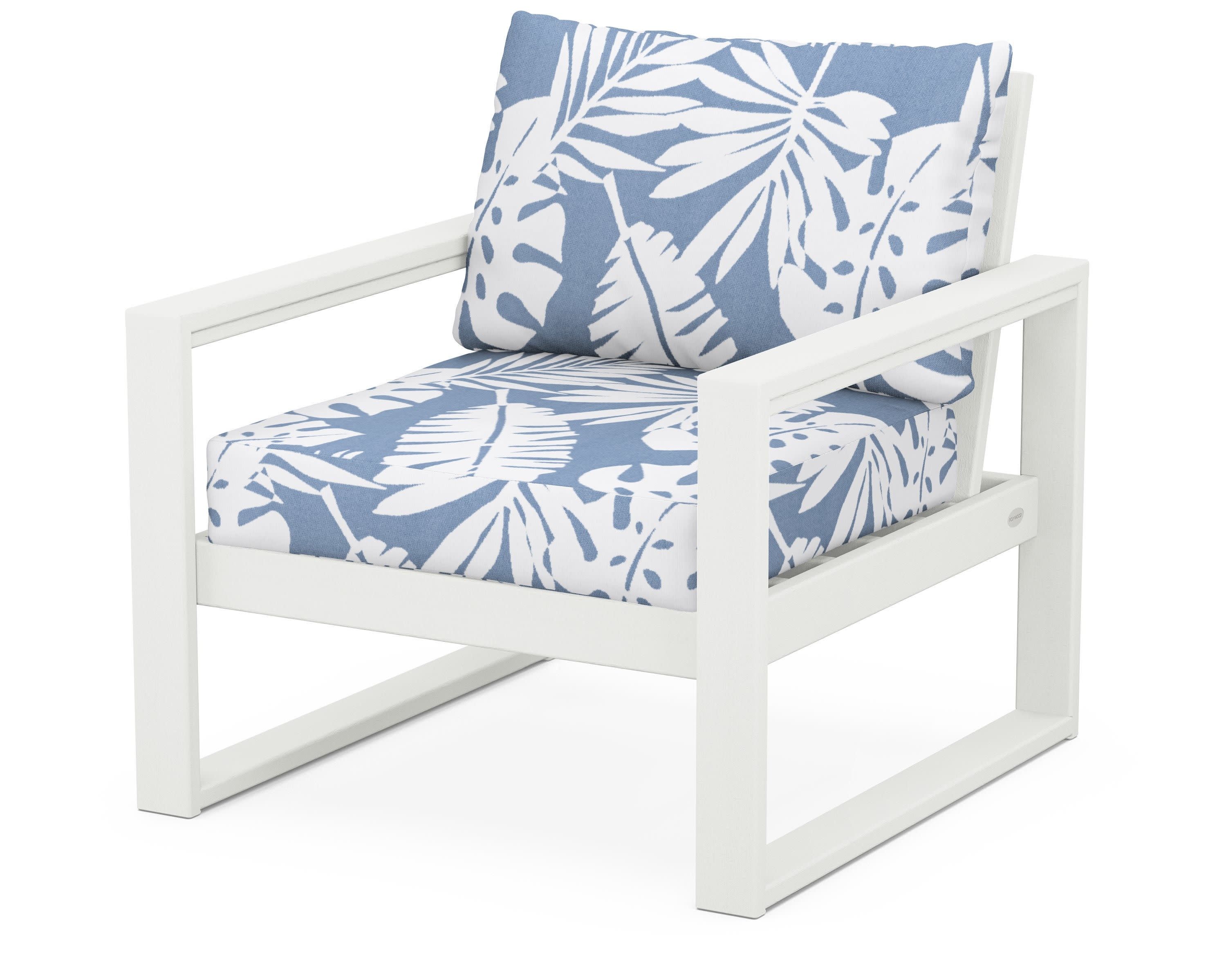 EDGE Club Chair in Vintage White / Leaf Sky Blue