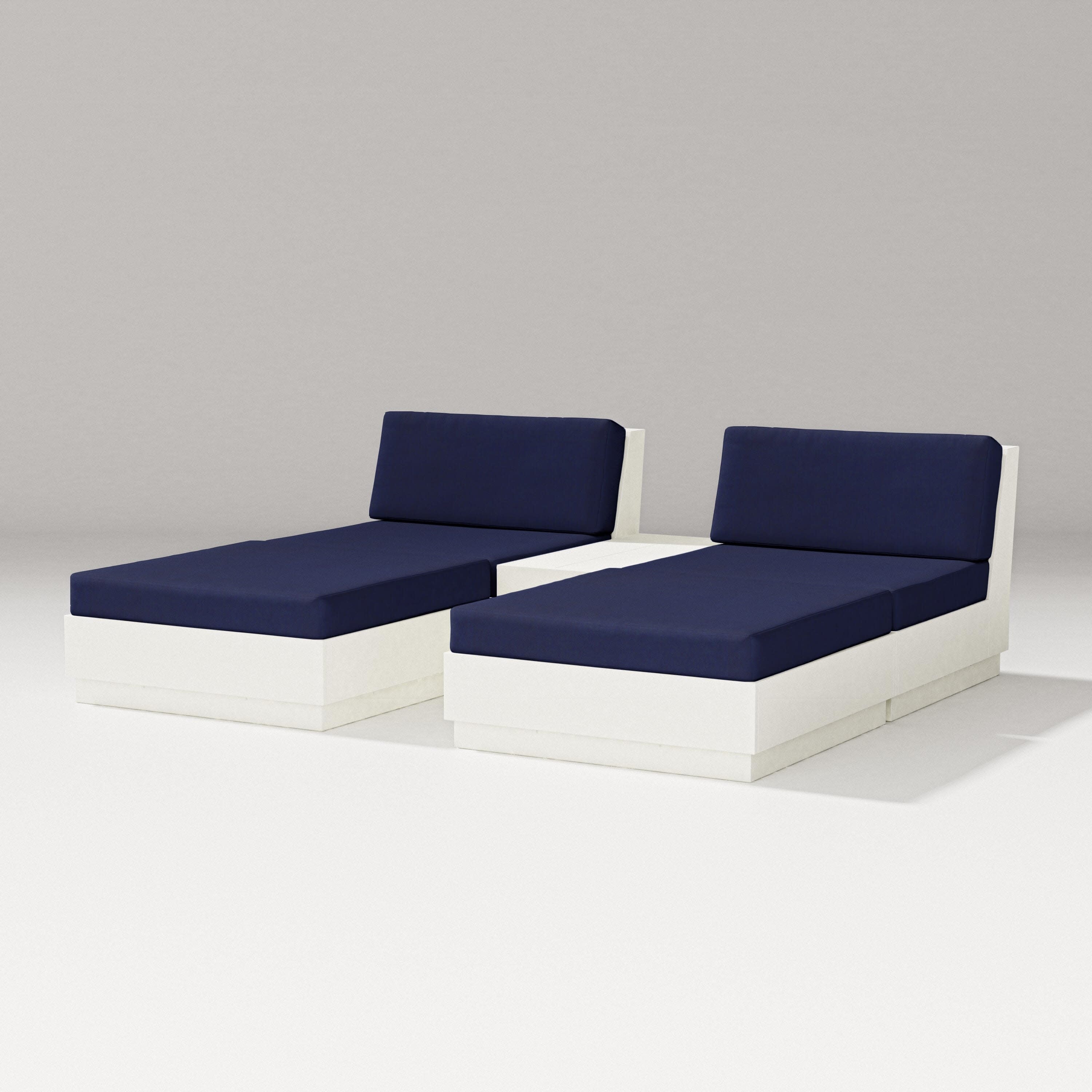 Elevate Double Chaise Set in Vintage White / Navy