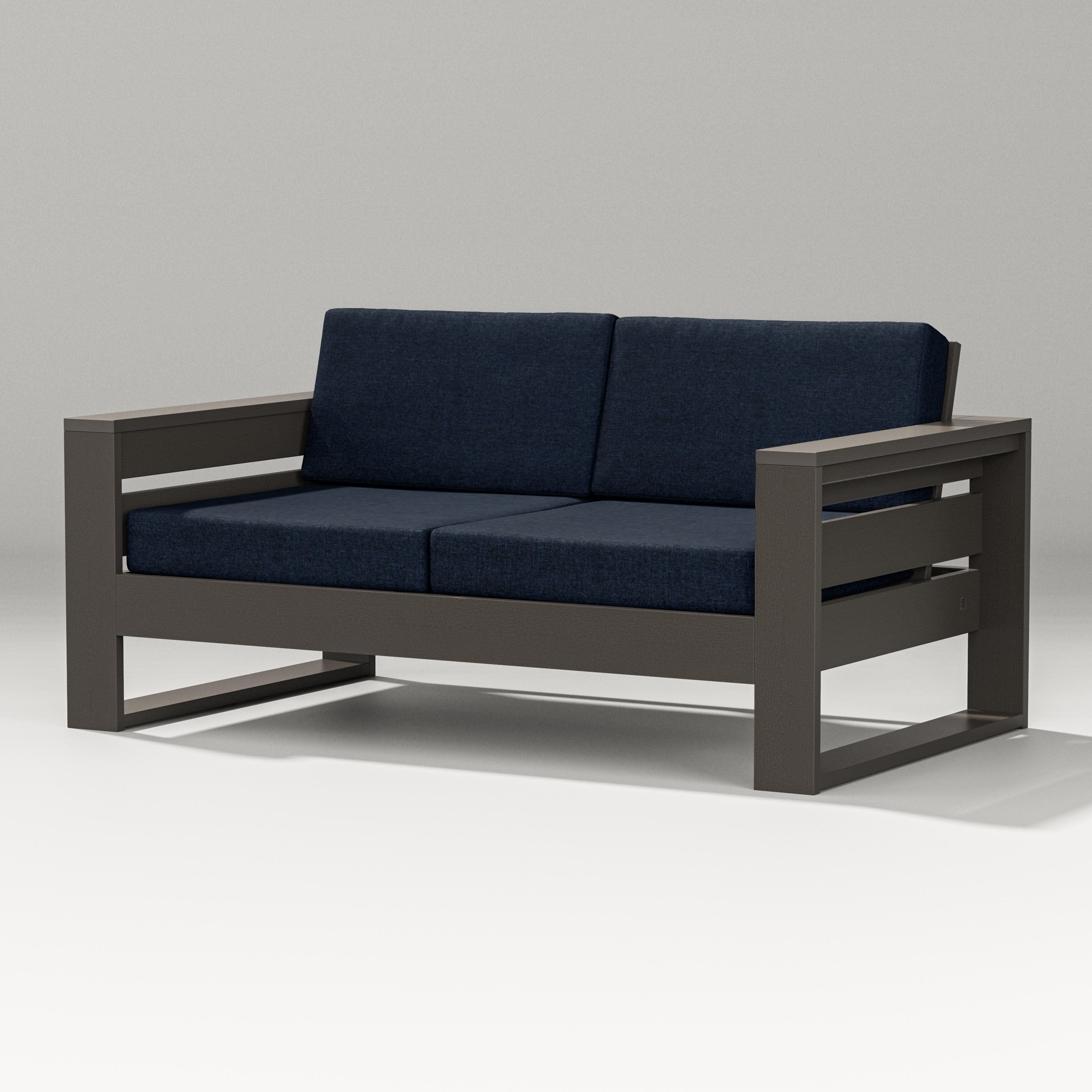 Latitude Loveseat in Vintage Coffee / Marine Indigo