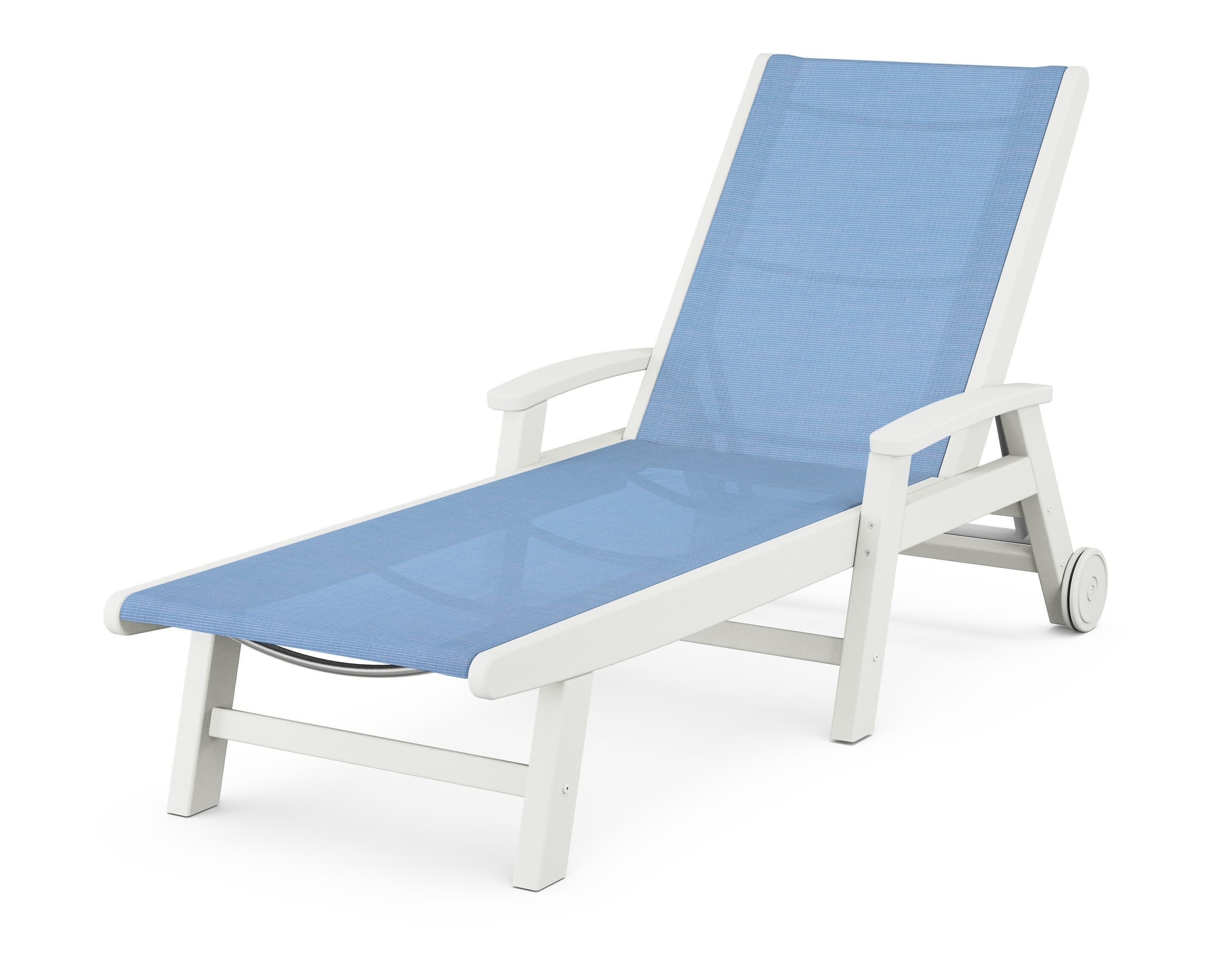 Coastal Chaise with Wheels in Vintage White / Poolside Sling