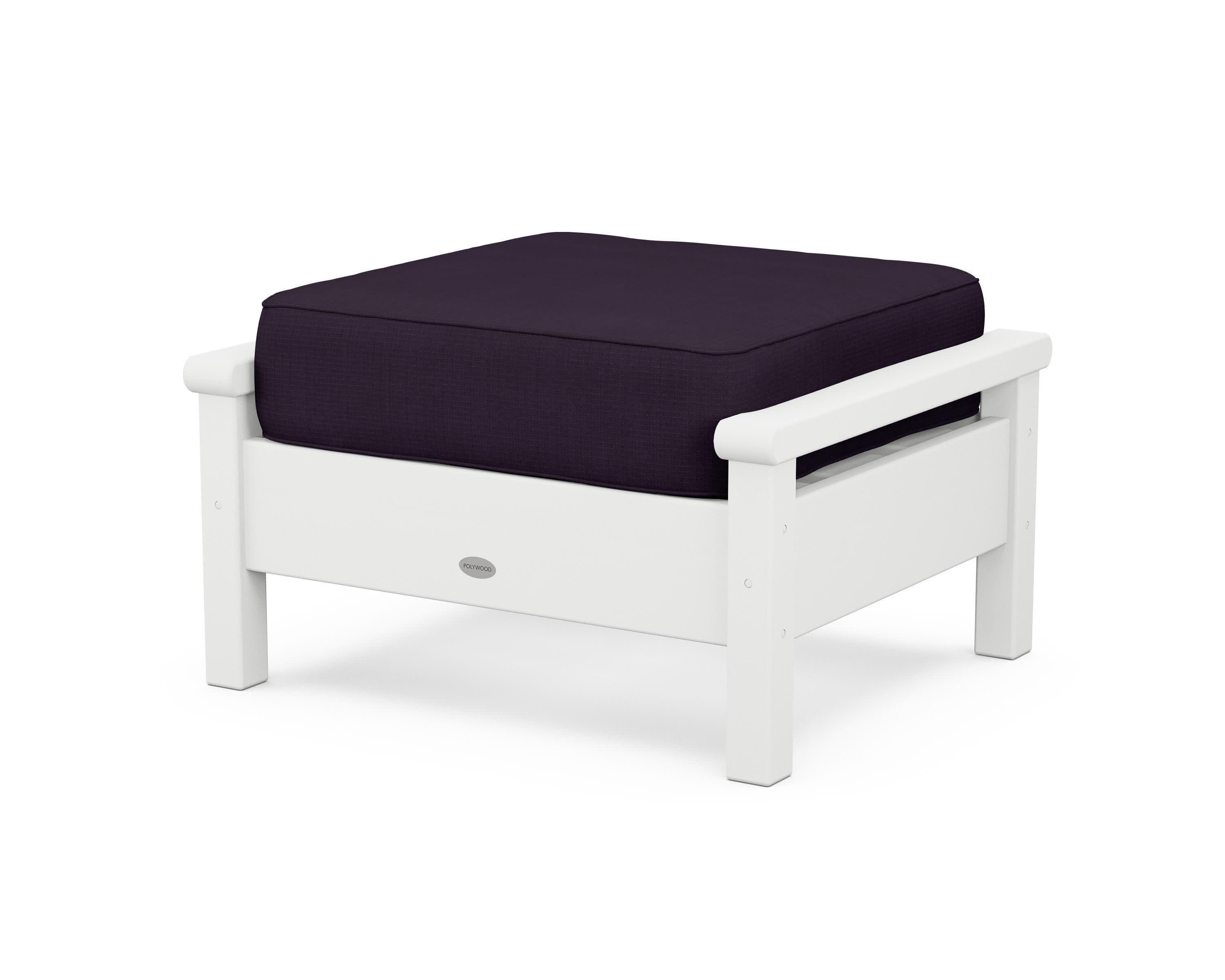 Harbour Deep Seating Ottoman in White / Navy Linen