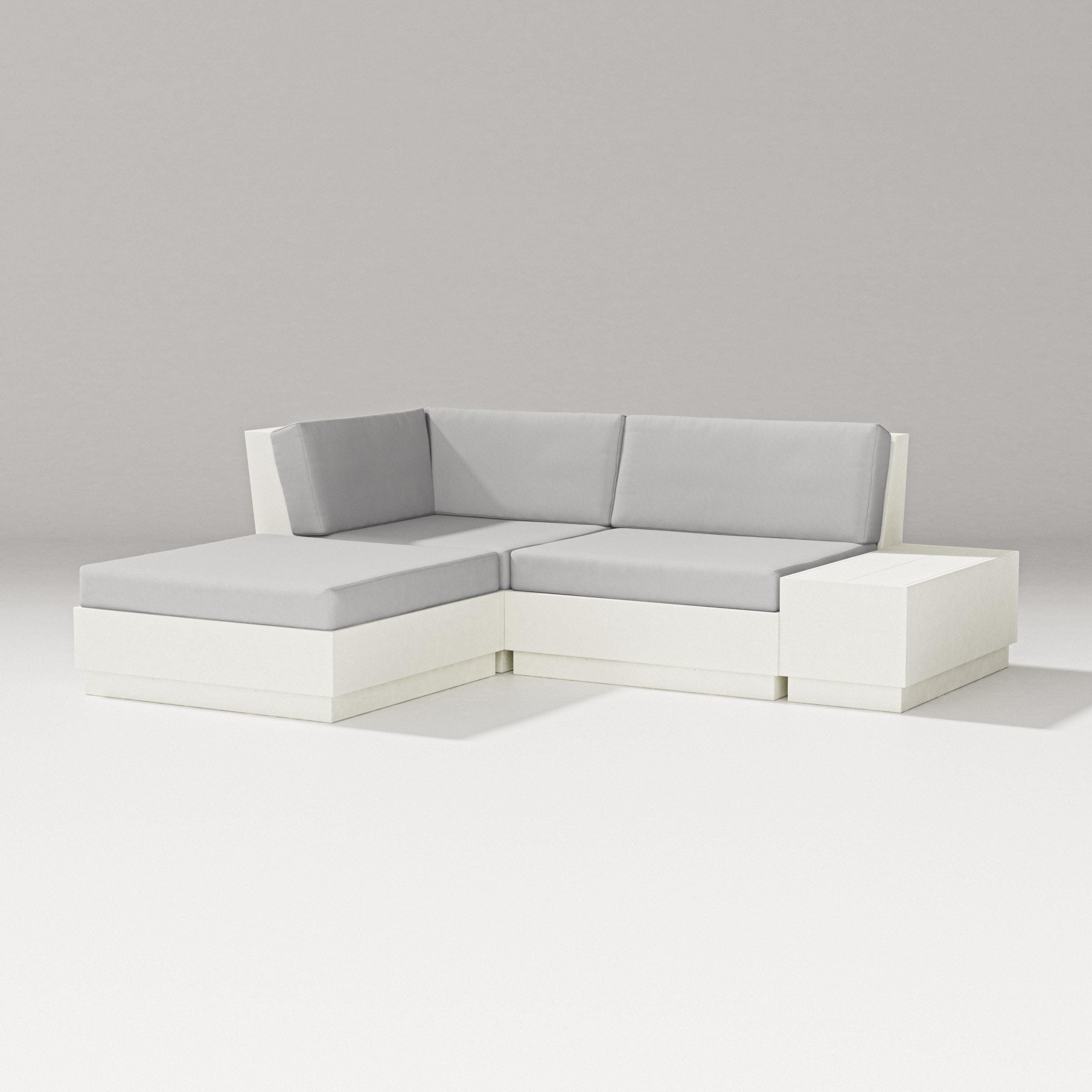 Elevate Loveseat Sectional with Chaise in Vintage White / Diamond in the Rough