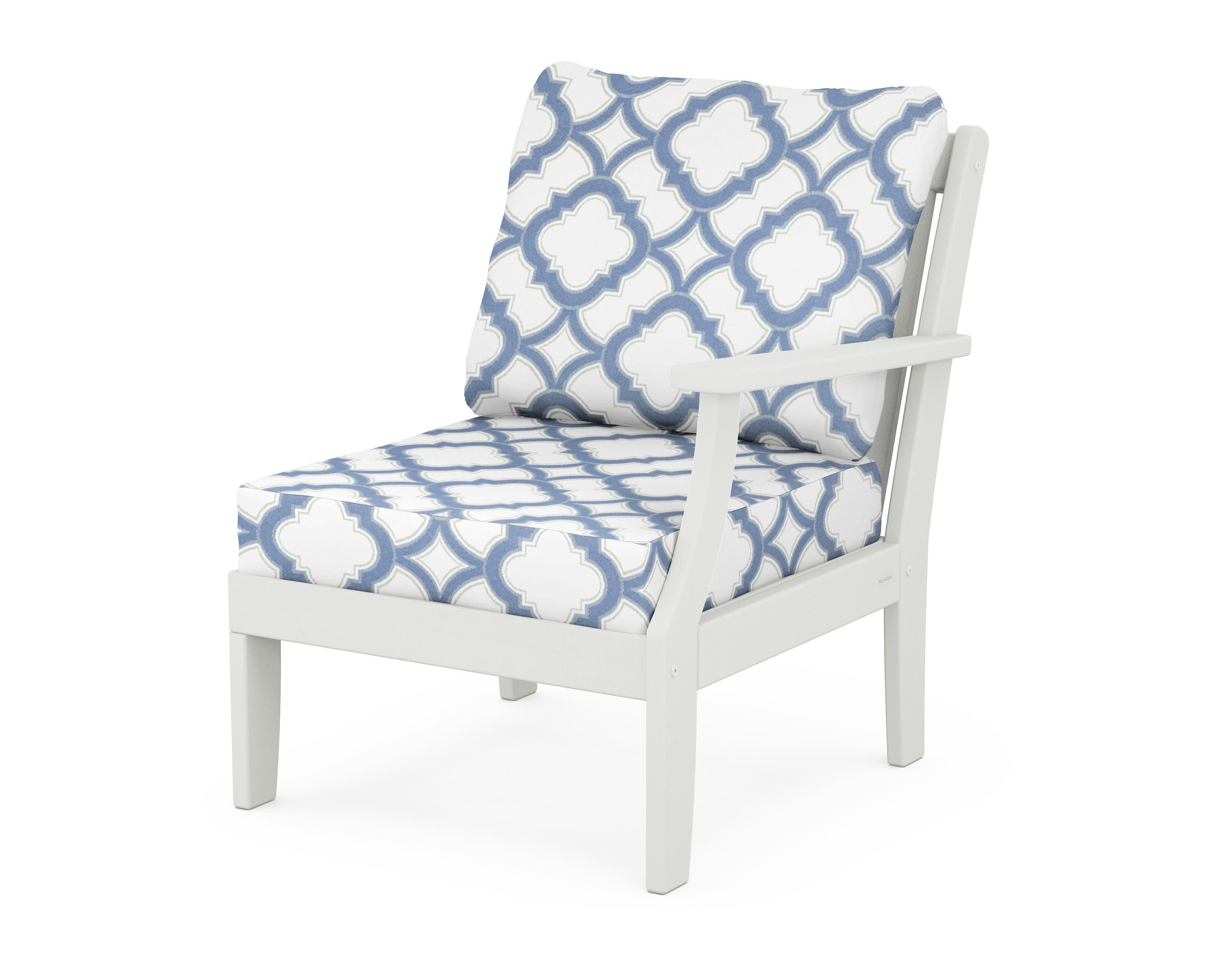 Braxton Modular Right Arm Chair in Vintage White / Trellis Sky Blue