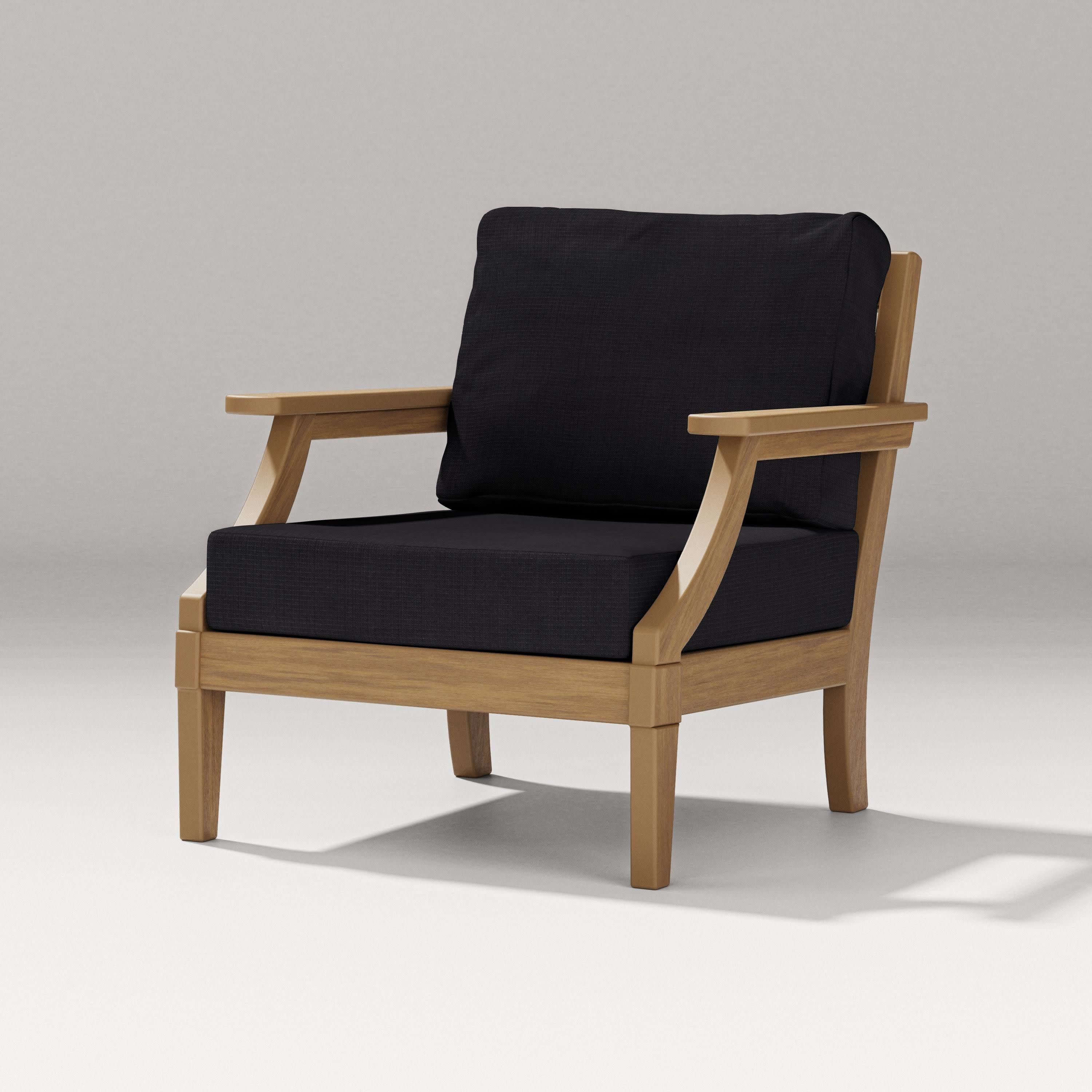 Estate Lounge Chair in Natural / Midnight Linen