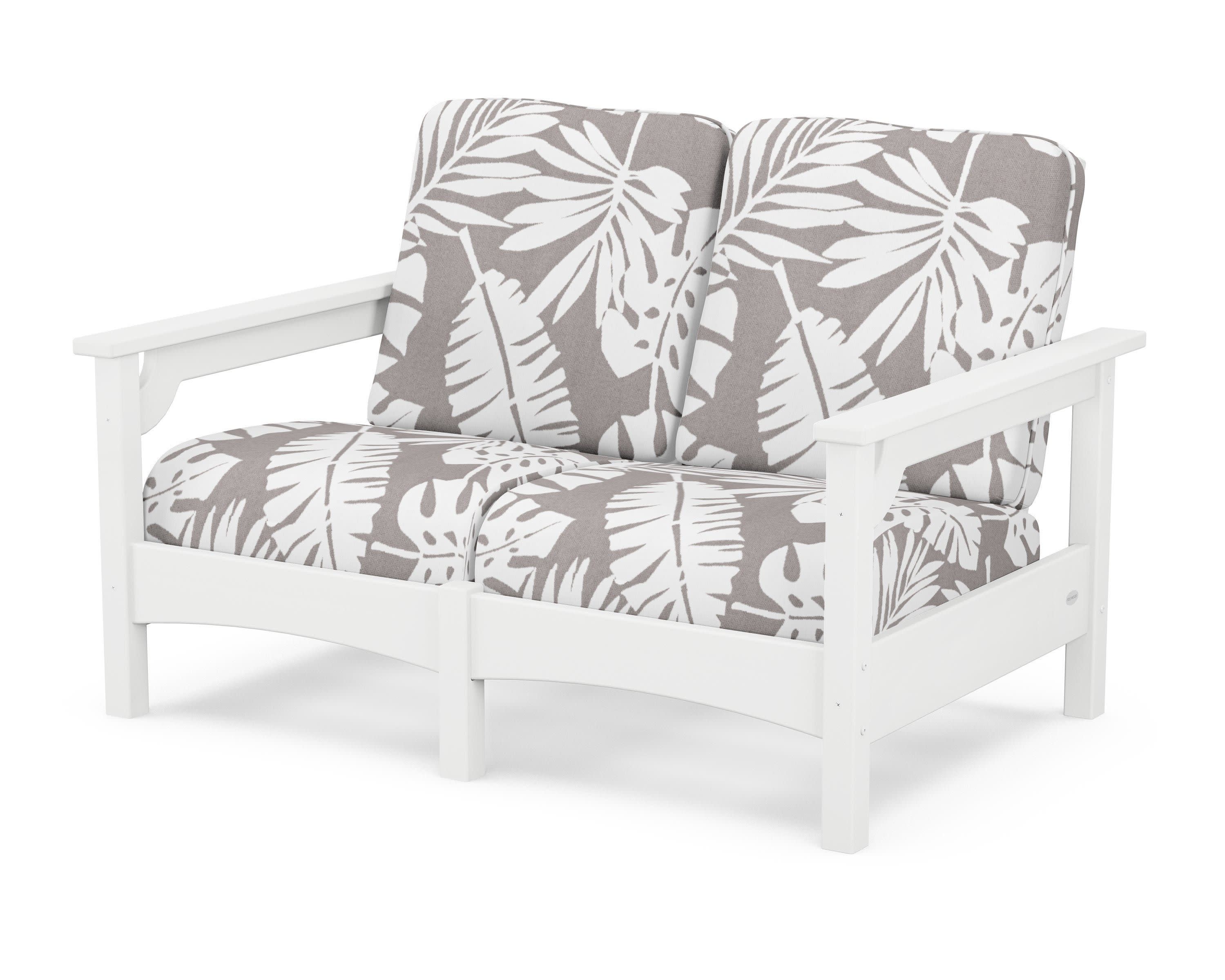 Club Loveseat in White / Leaf Grey Mist
