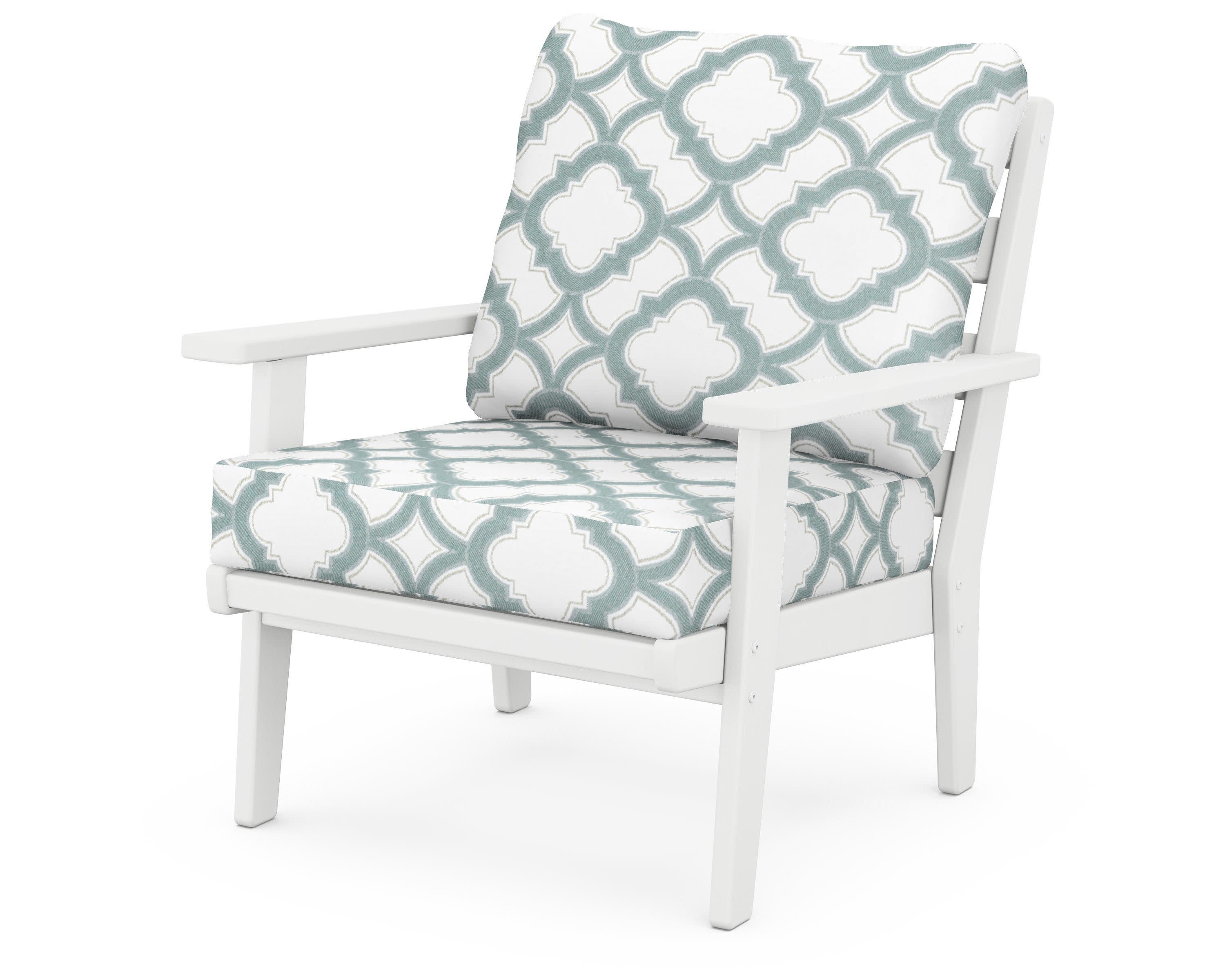 Grant Park Deep Seating Chair in White / Trellis Glacier Spa