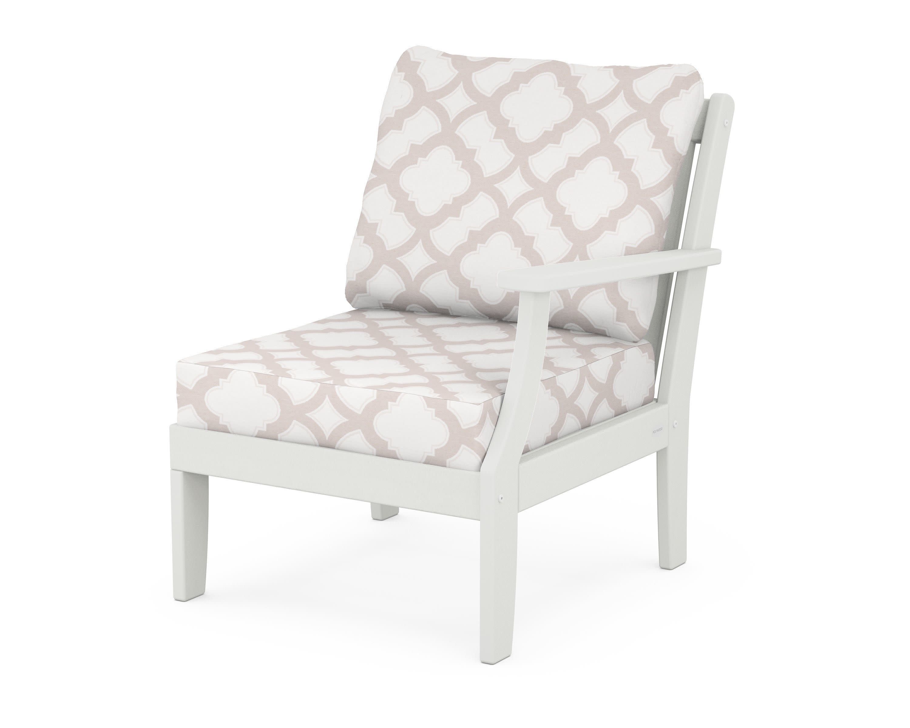 Braxton Modular Right Arm Chair in Vintage White / Trellis Dune Burlap