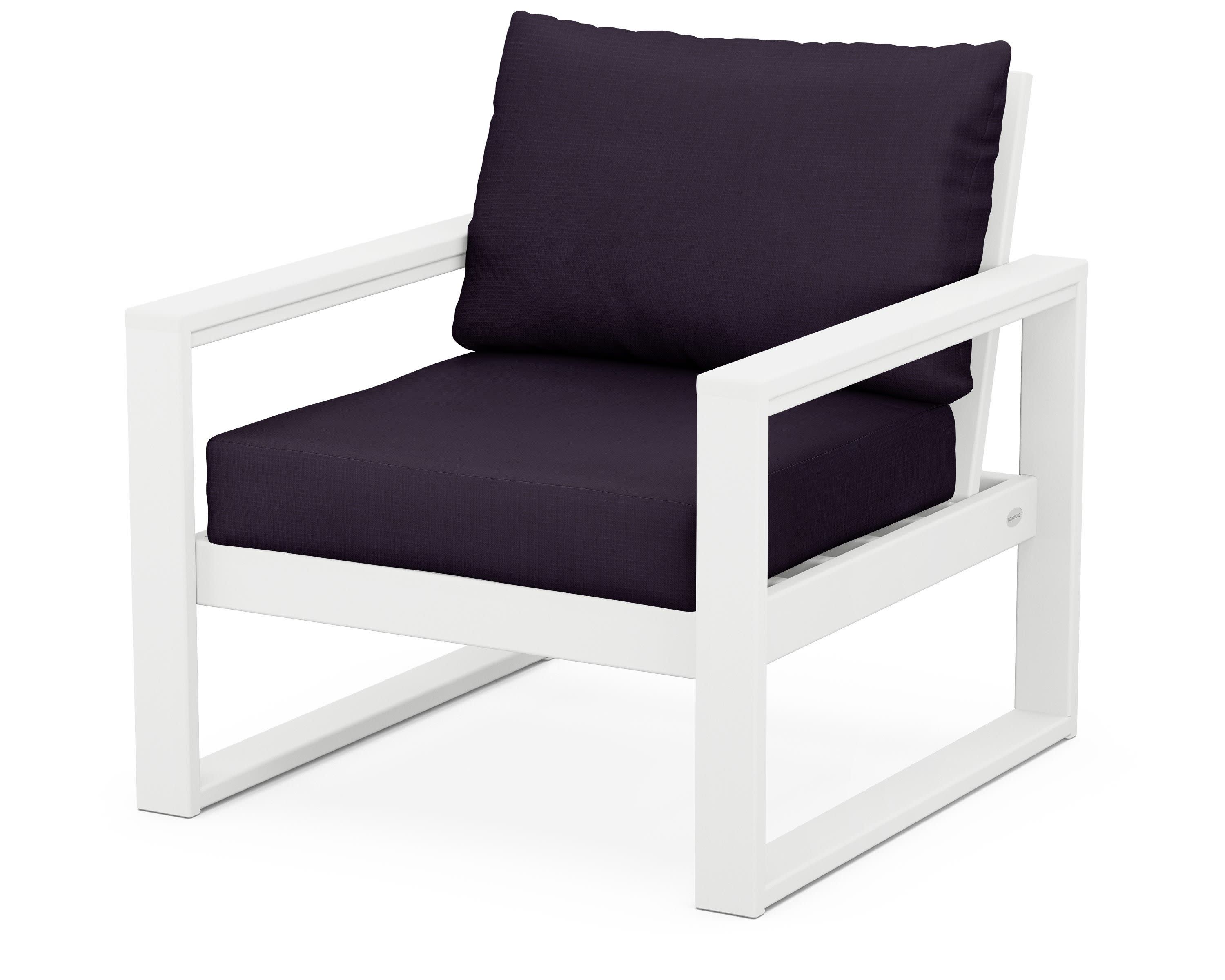 EDGE Club Chair in White / Navy Linen