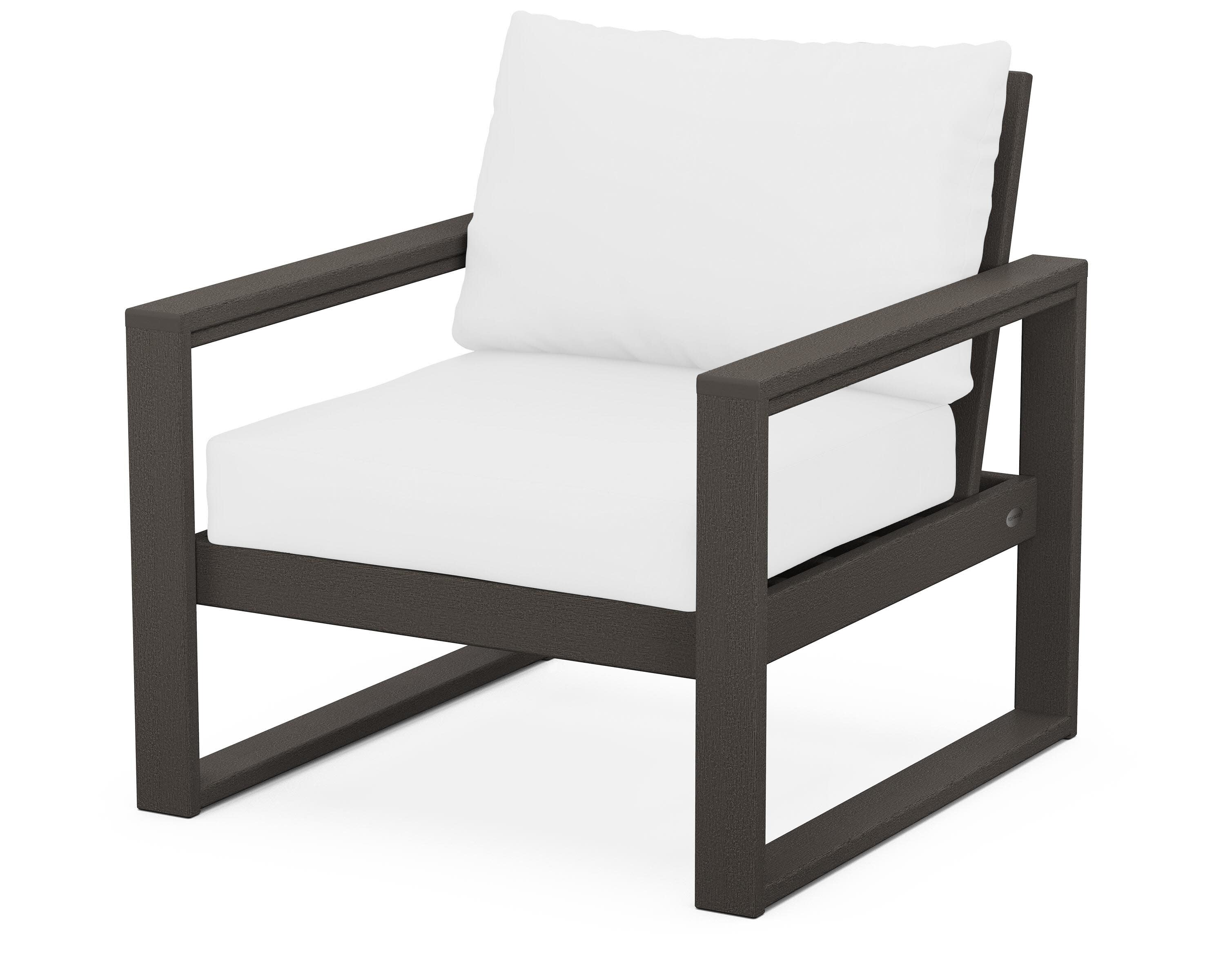 EDGE Club Chair in Vintage Coffee / Natural