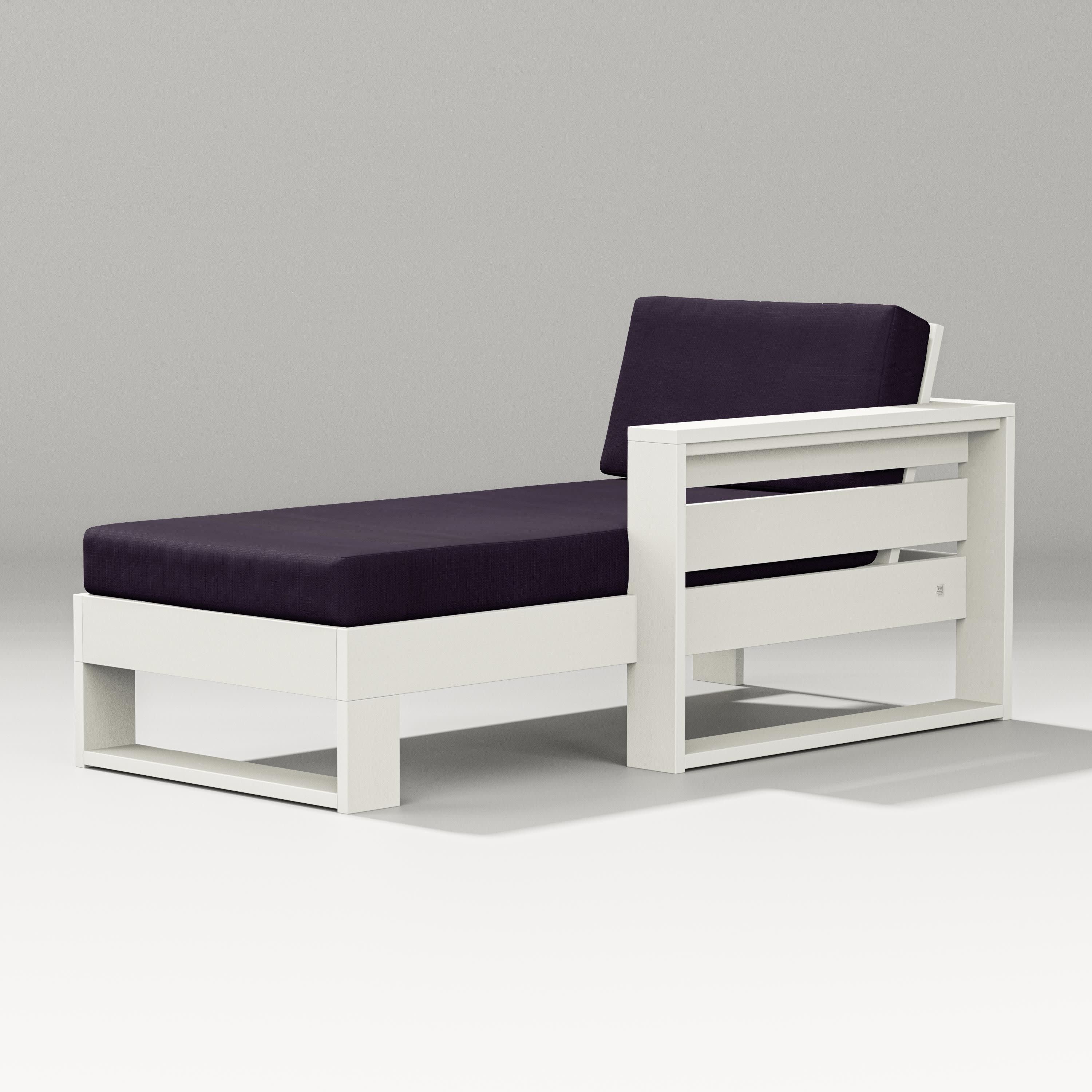 Latitude Modular Right Arm Chaise in Vintage White / Navy Linen