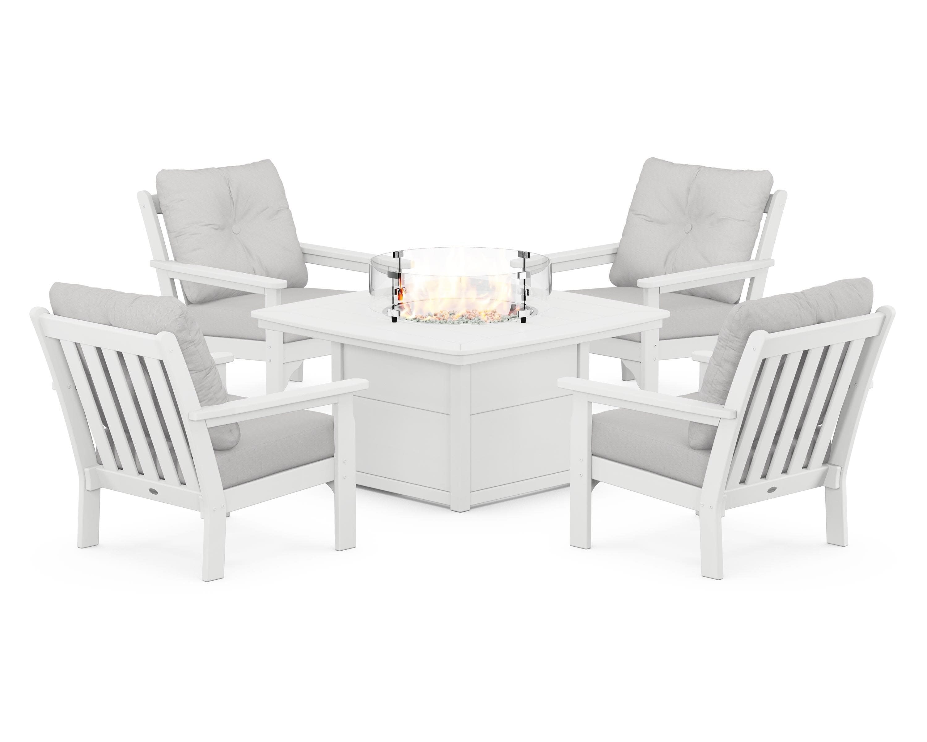 Vineyard 5-Piece Conversation Set with Fire Pit Table in White / Diamond in the Rough