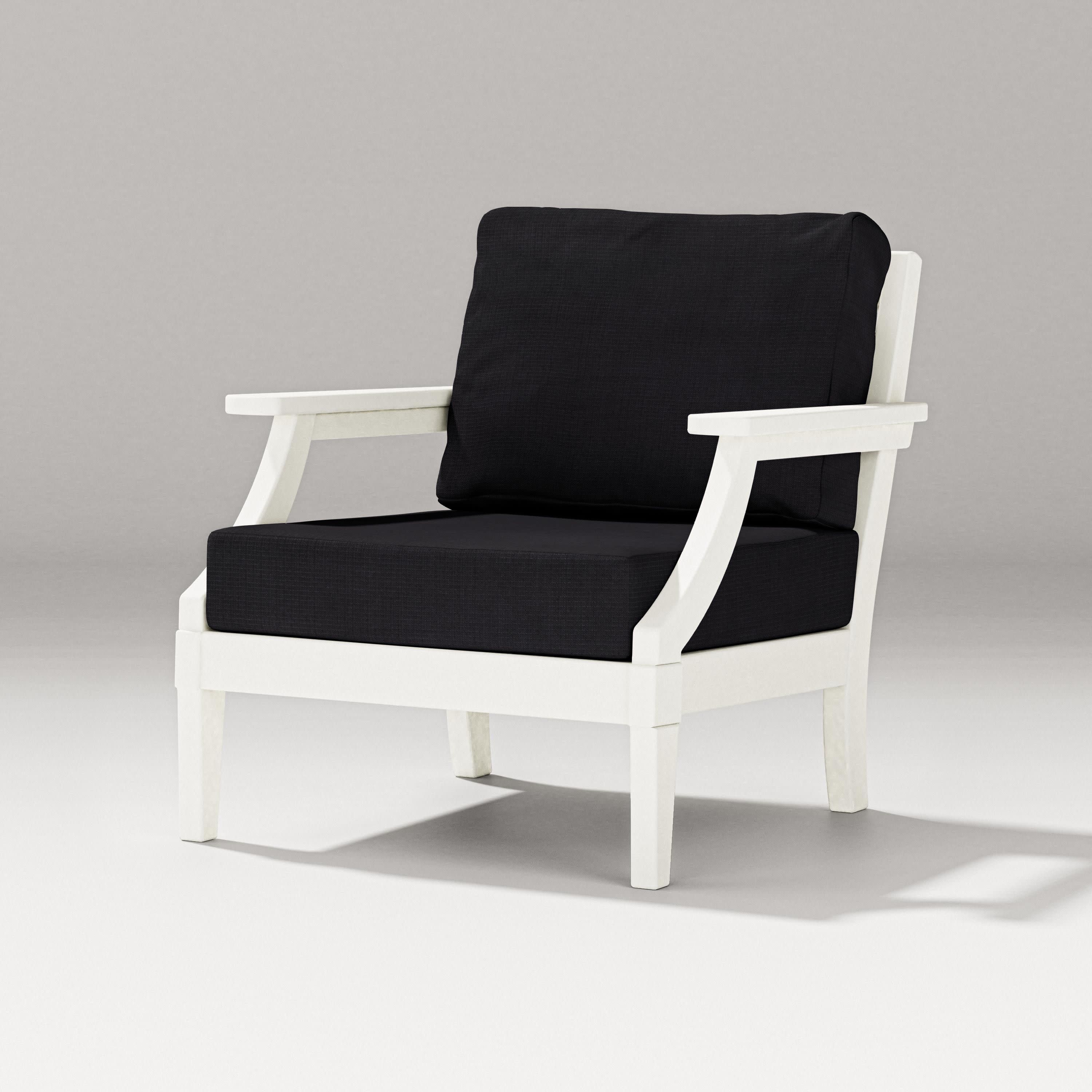 Estate Lounge Chair in Vintage White / Midnight Linen