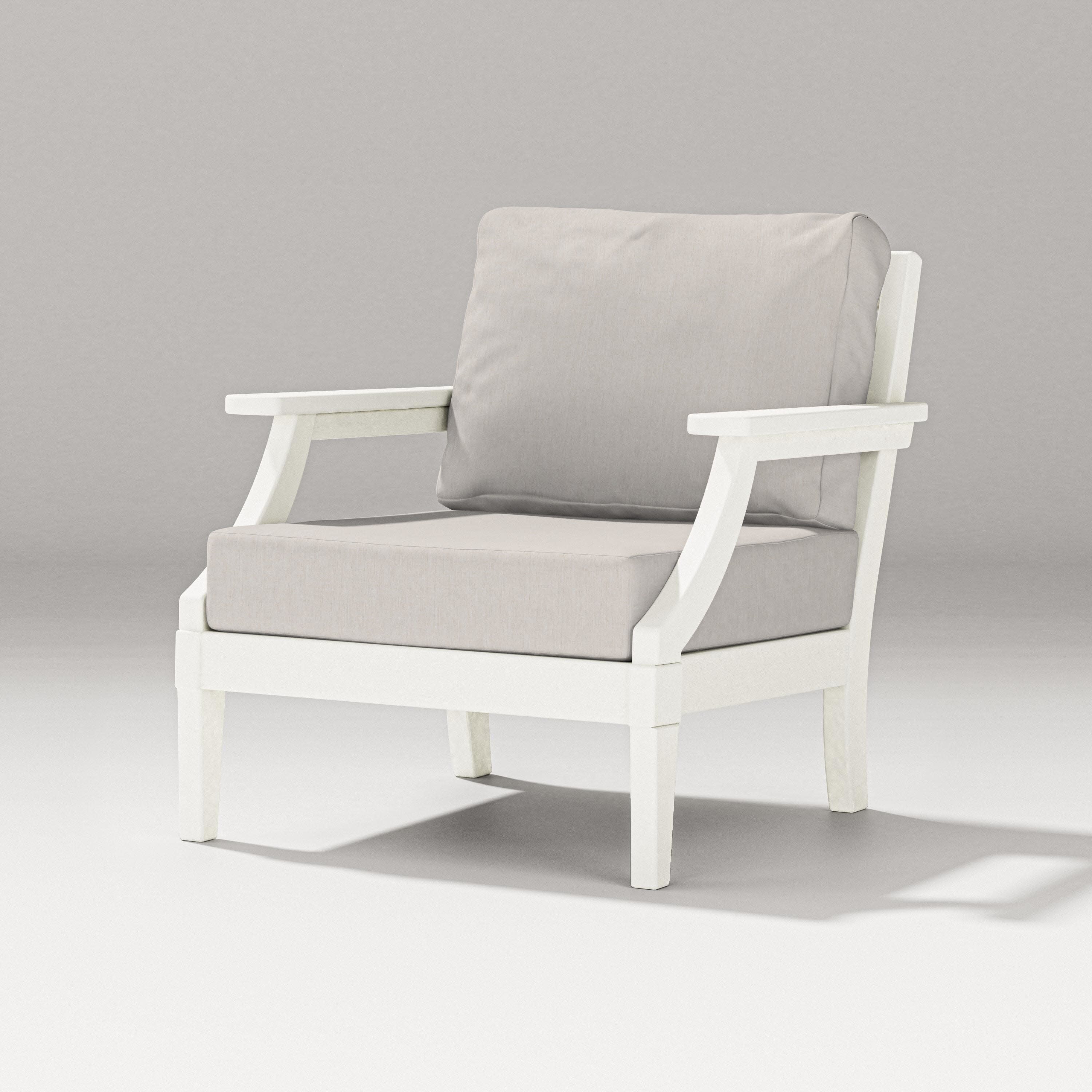 Estate Lounge Chair in Vintage White / Cast Ash