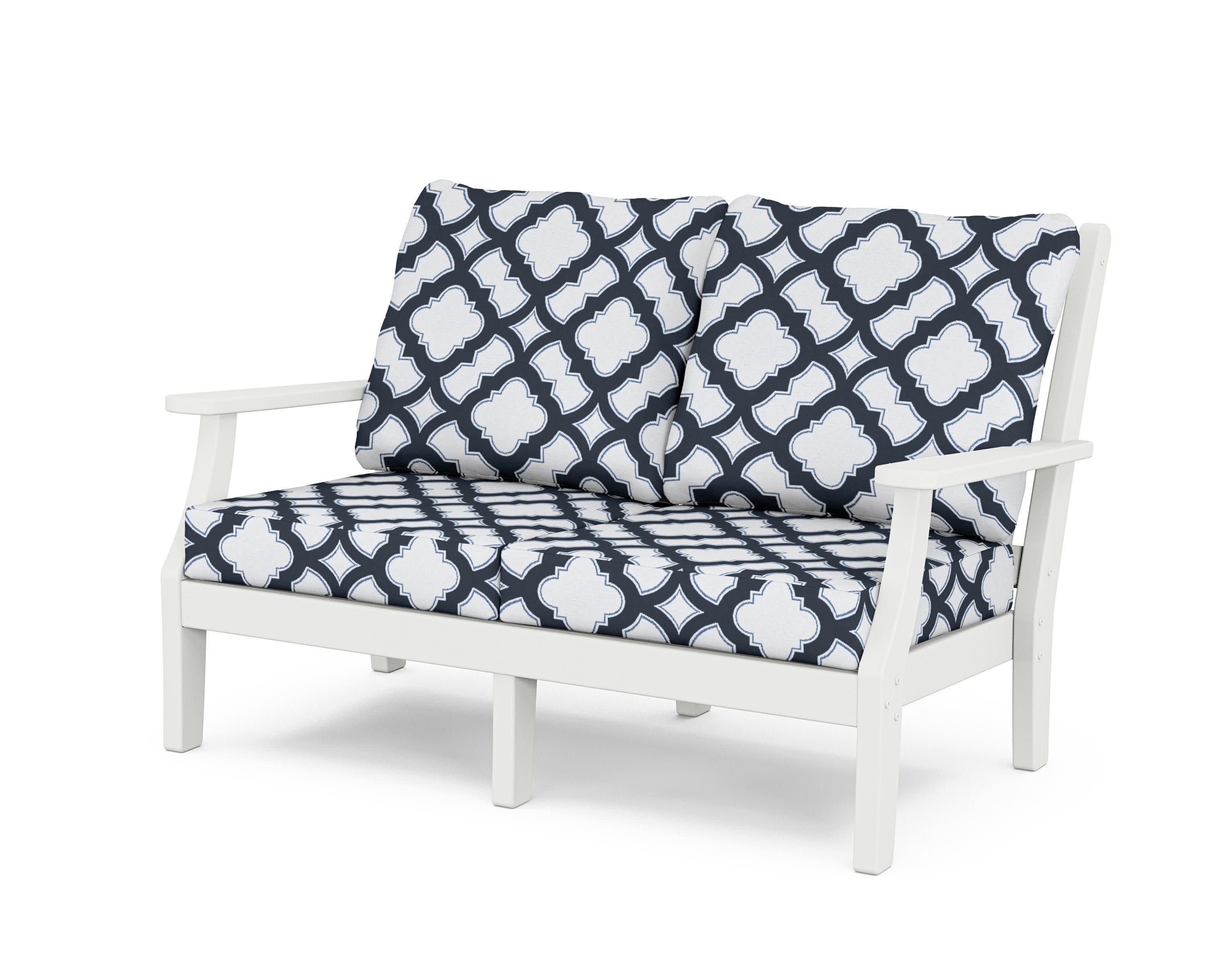 Wovendale Deep Seating Loveseat in White / Trellis Marine Indigo