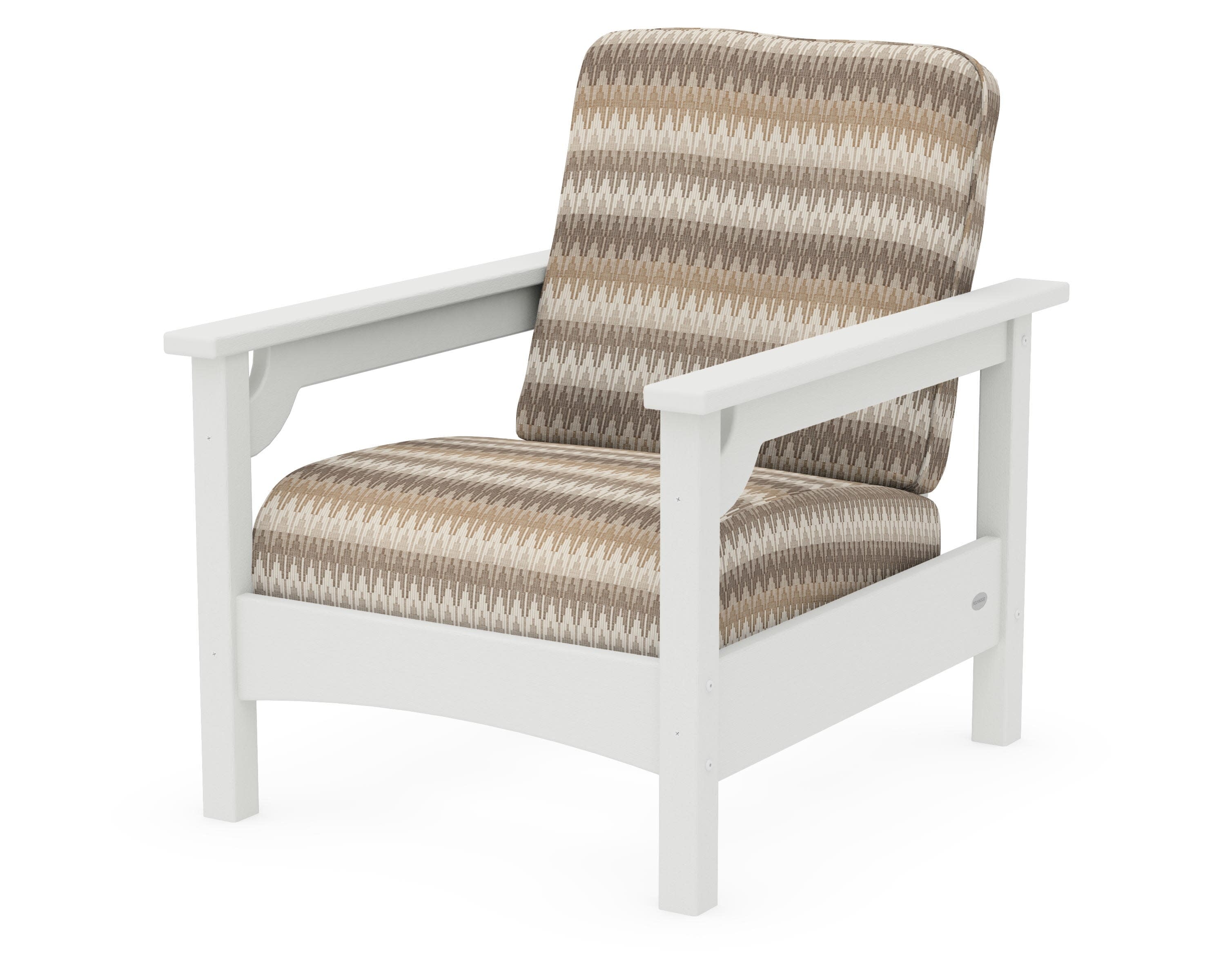 Club Chair in Vintage White / Valley Dune
