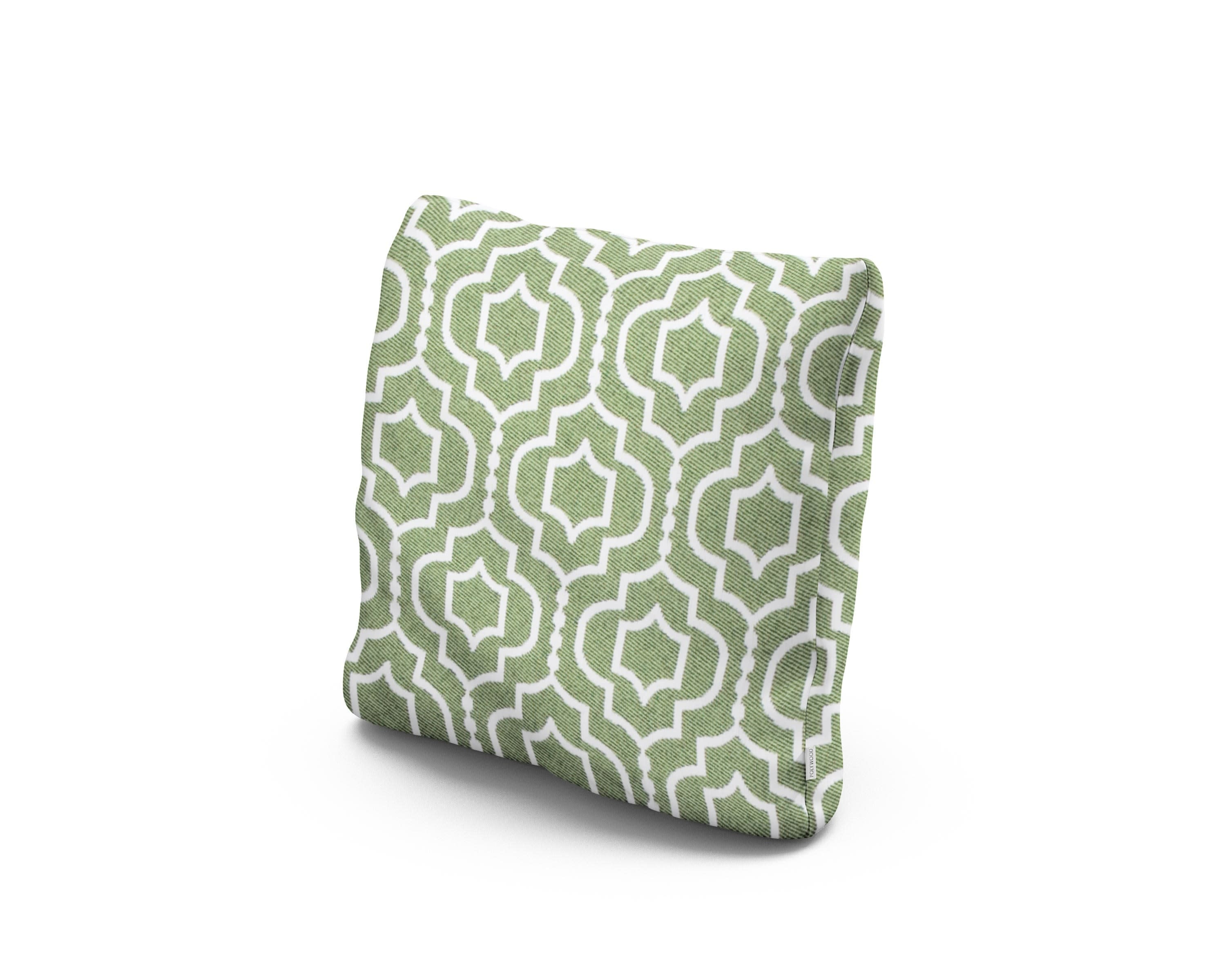 16" Outdoor Throw Pillow in Tensil Moss