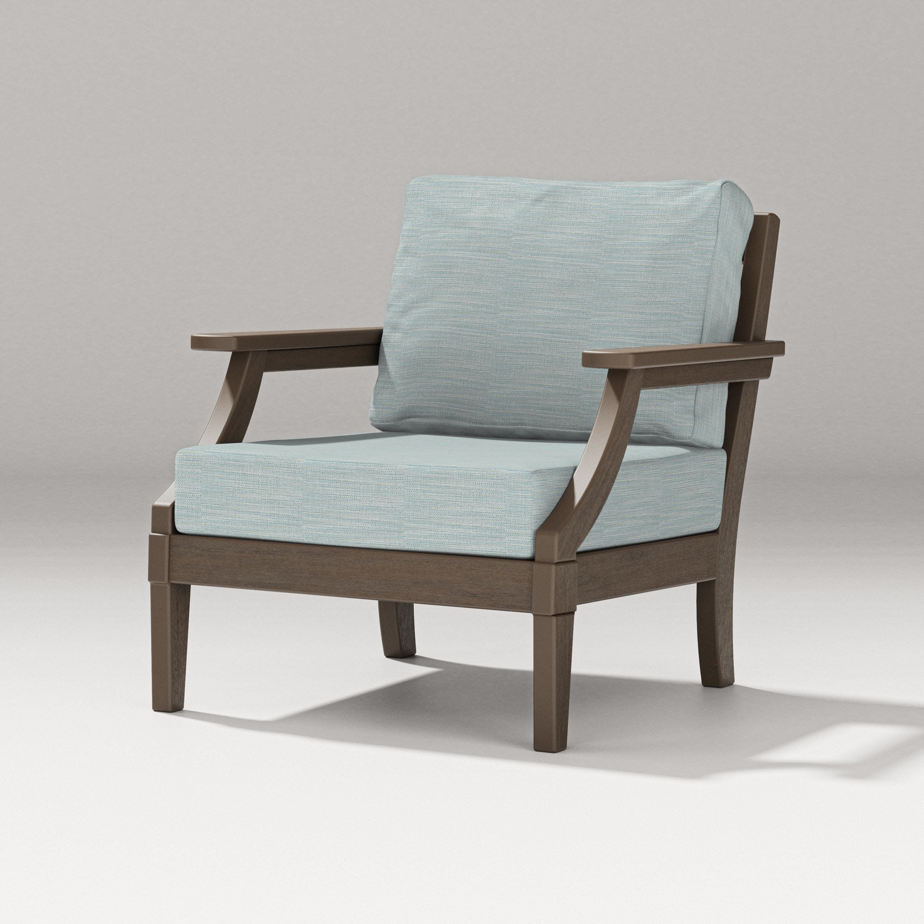 Estate Lounge Chair in Kona / Soothe Mist