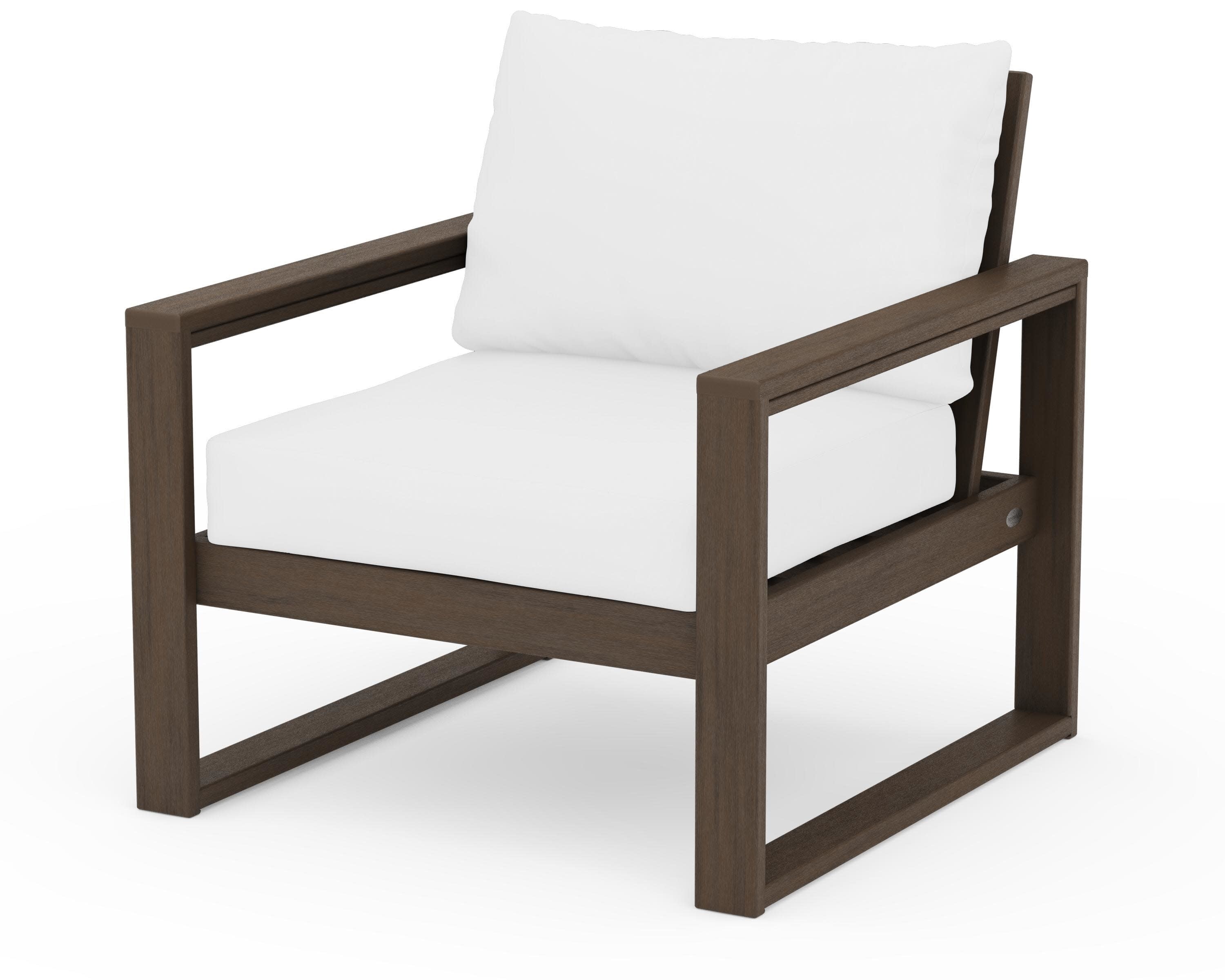 EDGE Club Chair in Kona / Natural