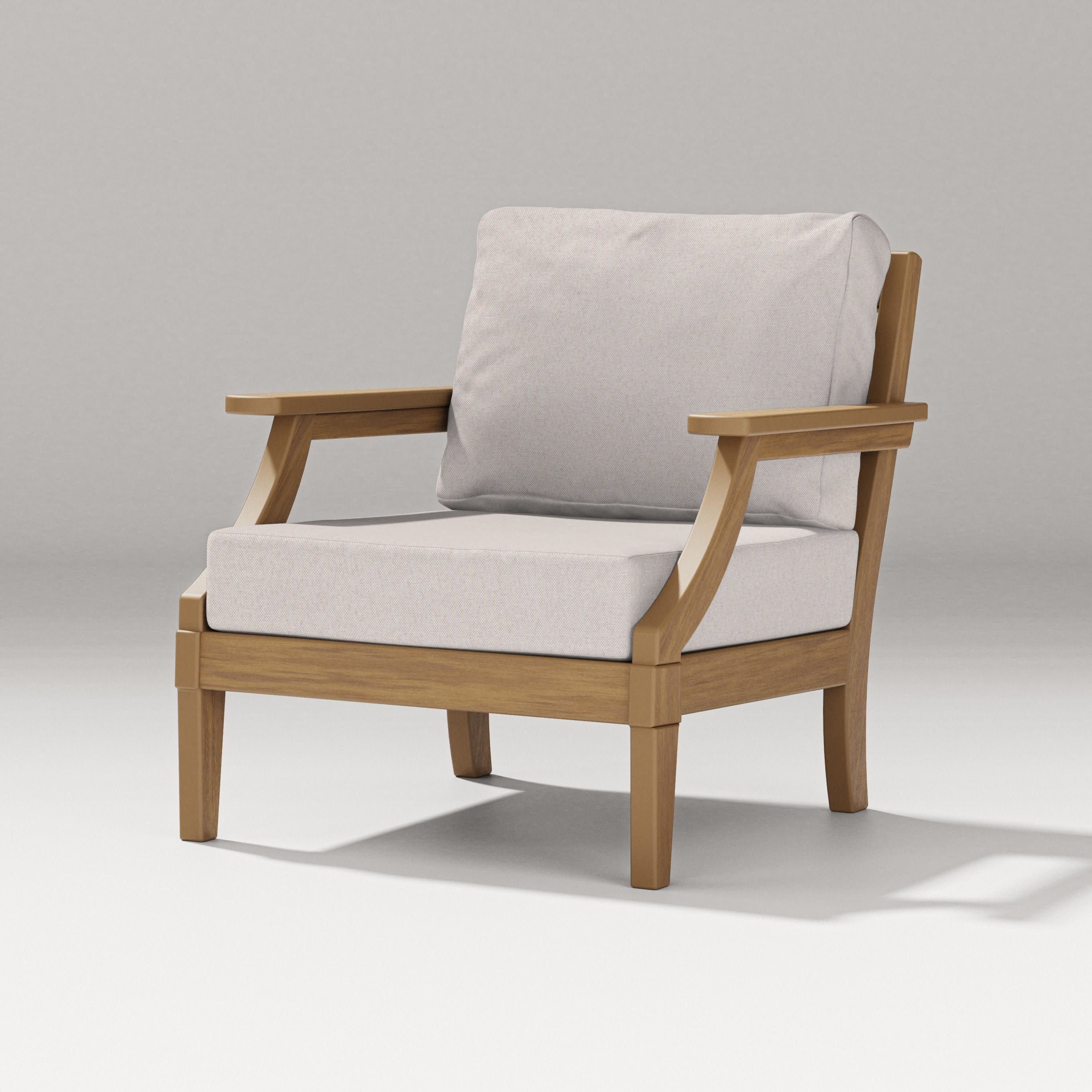 Estate Lounge Chair in Natural / Dune Burlap