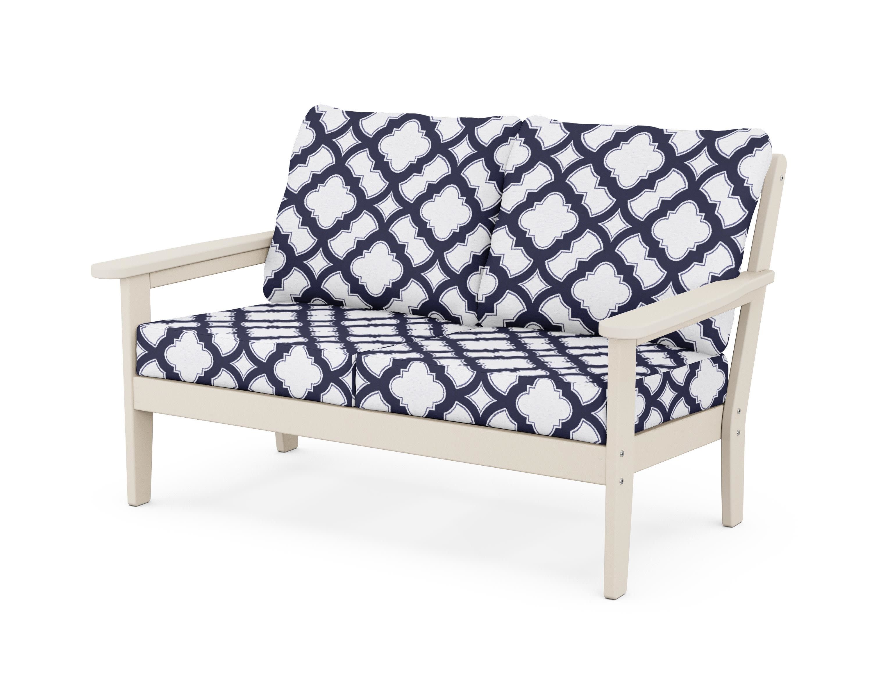 Cottage Deep Seating Loveseat in Sand / Trellis Navy