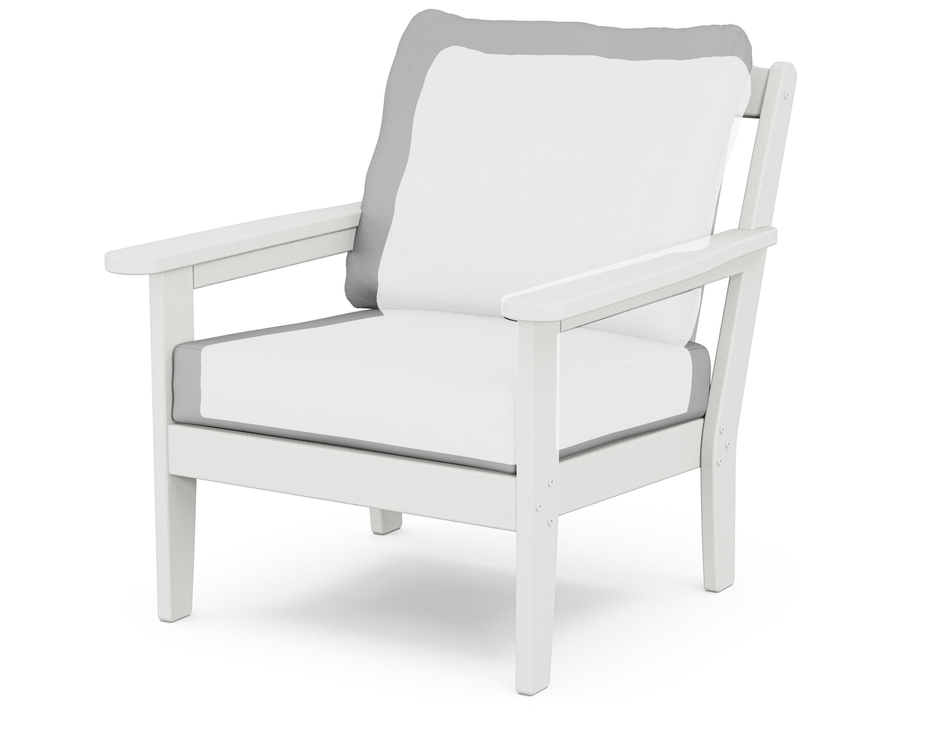 Cottage Deep Seating Chair in White / Natural