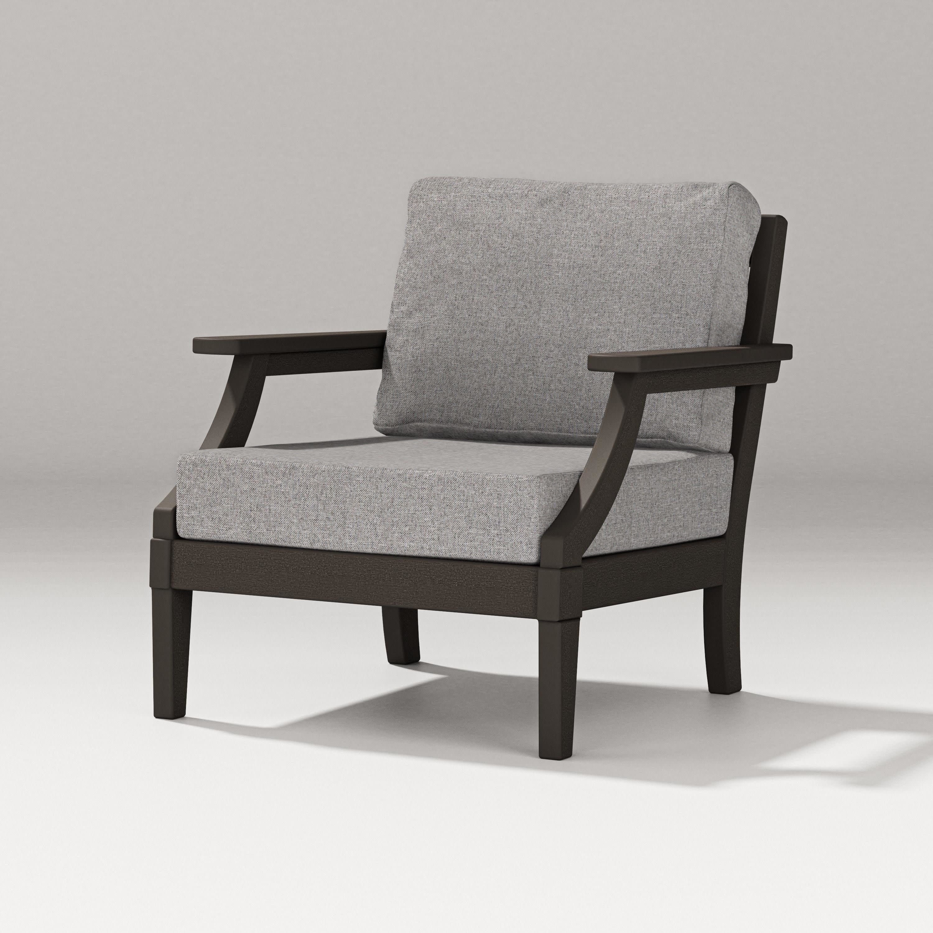 Estate Lounge Chair in Vintage Coffee / Grey Mist