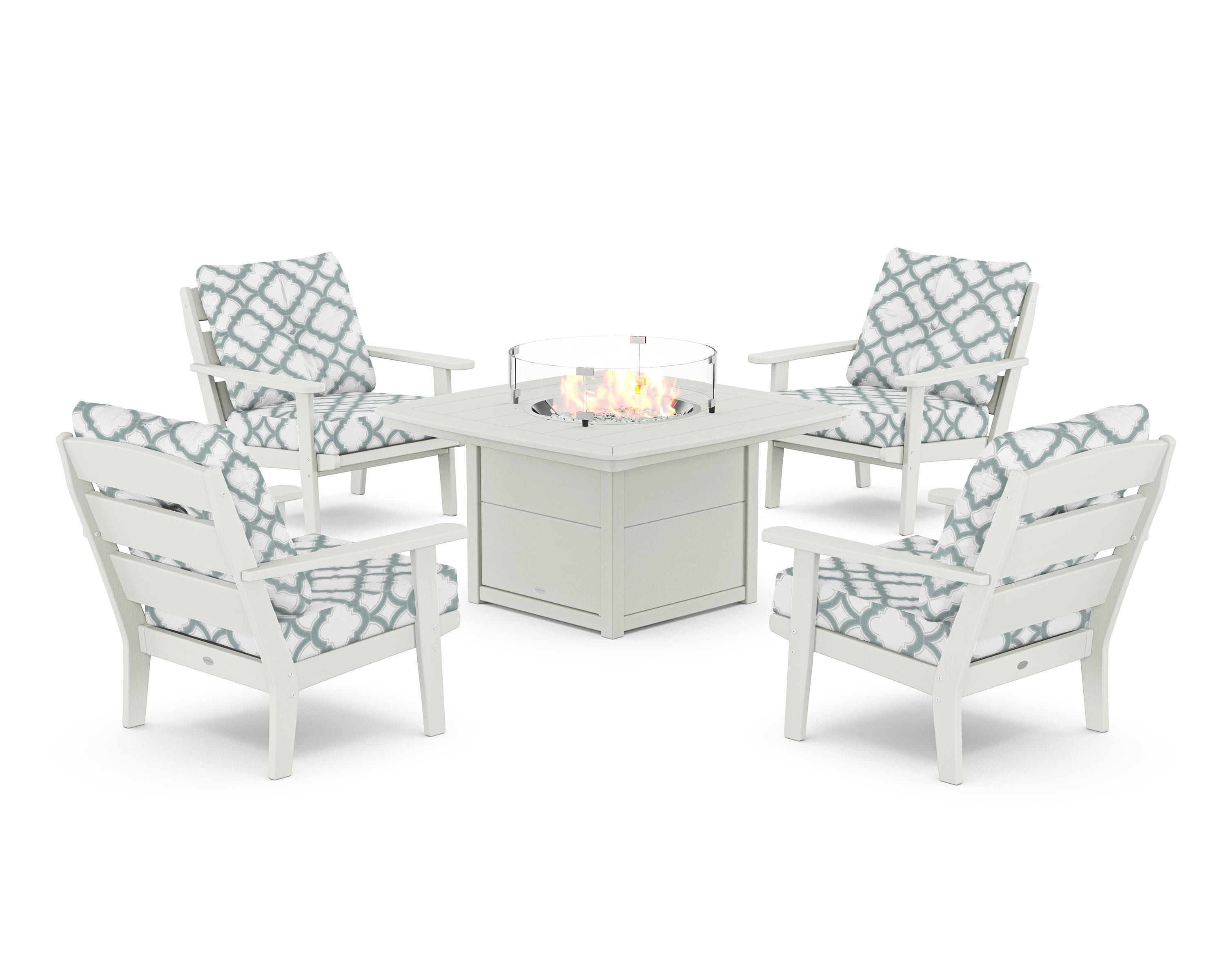 Lakeside 5-Piece Deep Seating Set with Nautical Fire Pit Table in Vintage White / Trellis Glacier Spa
