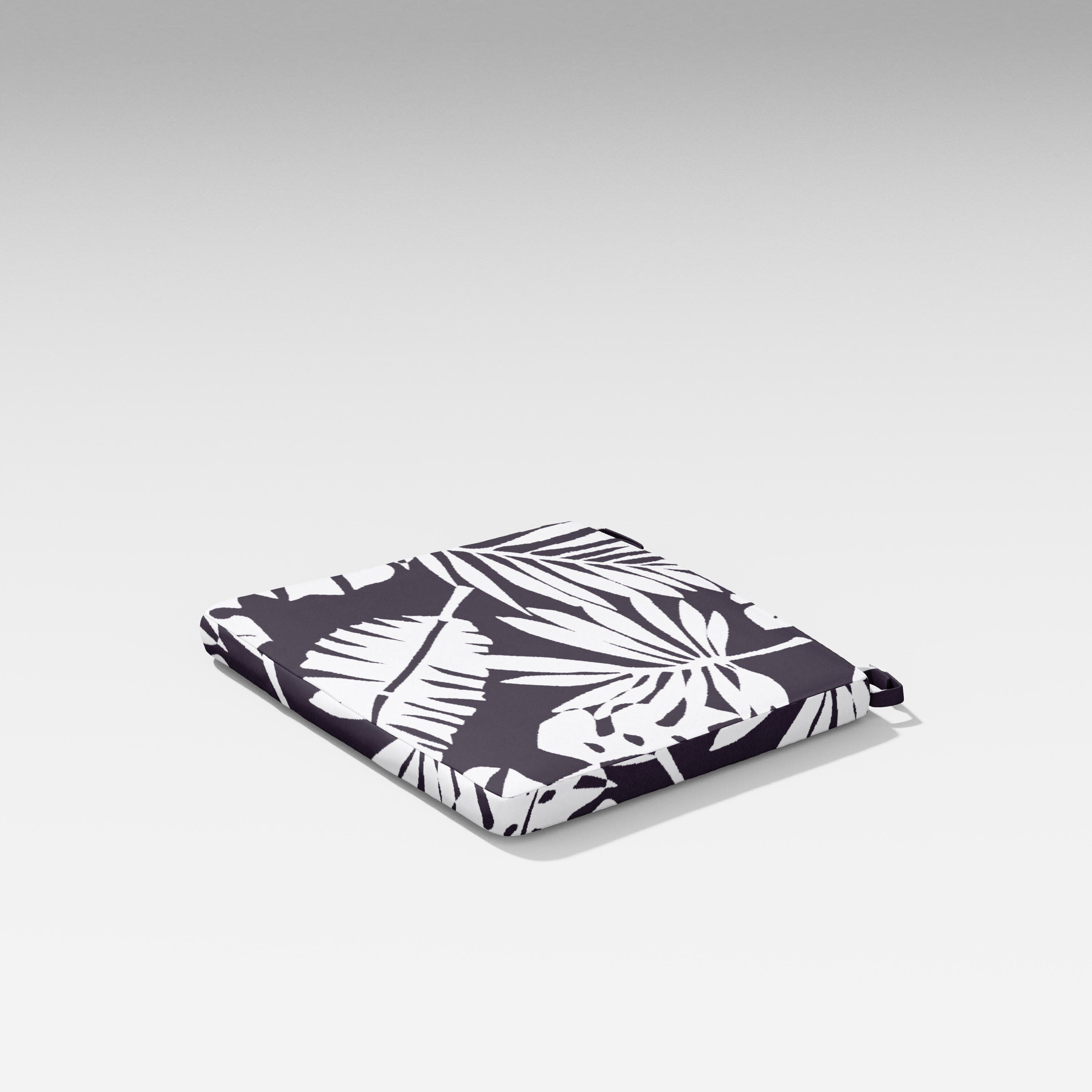 Latitude Dining Chair Cushion in Leaf Navy