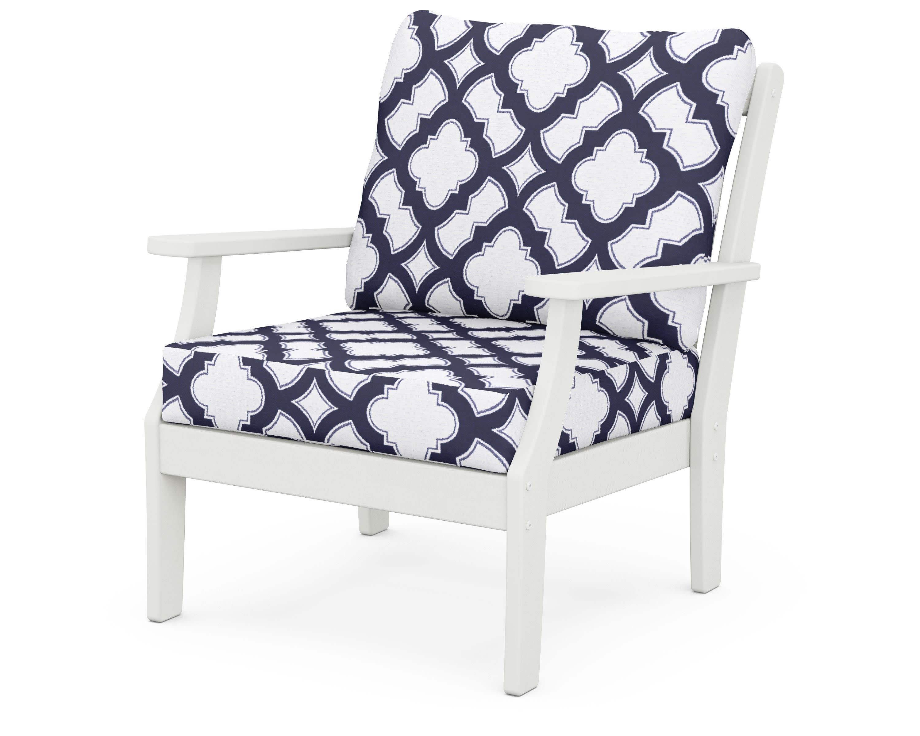 Braxton Deep Seating Chair in Vintage White / Trellis Navy