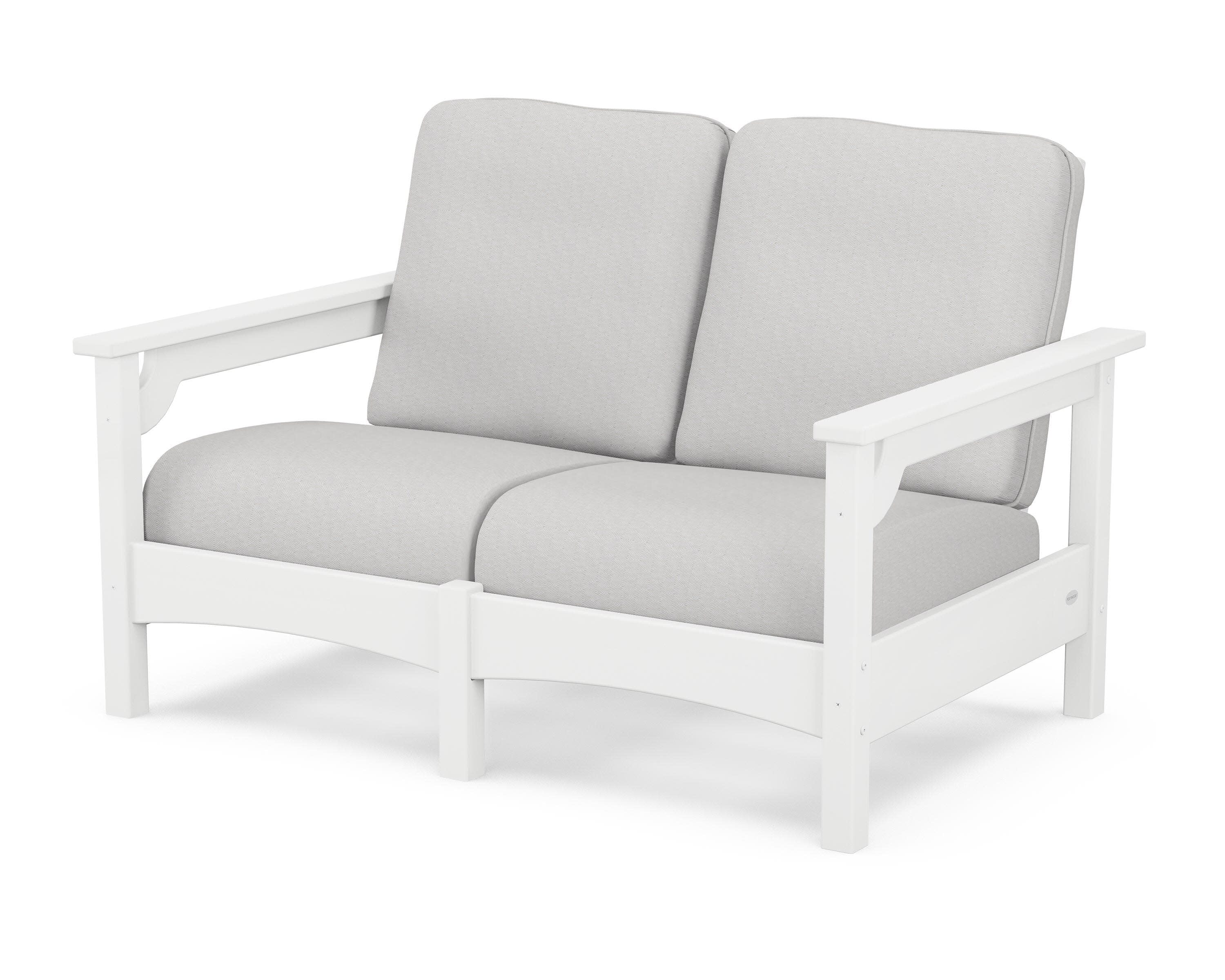Club Loveseat in White / Diamond in the Rough