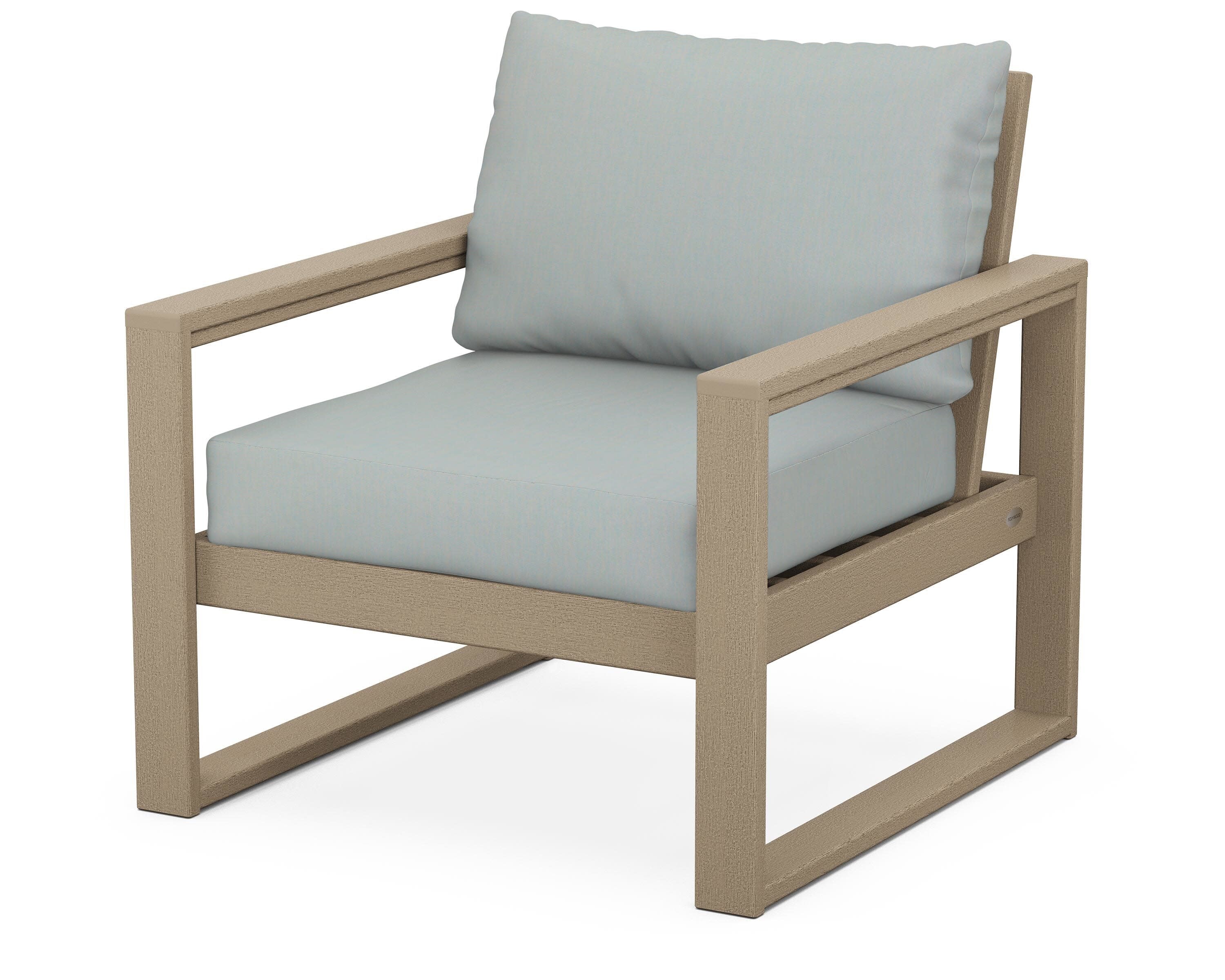 EDGE Club Chair in Vintage Sahara / Spa