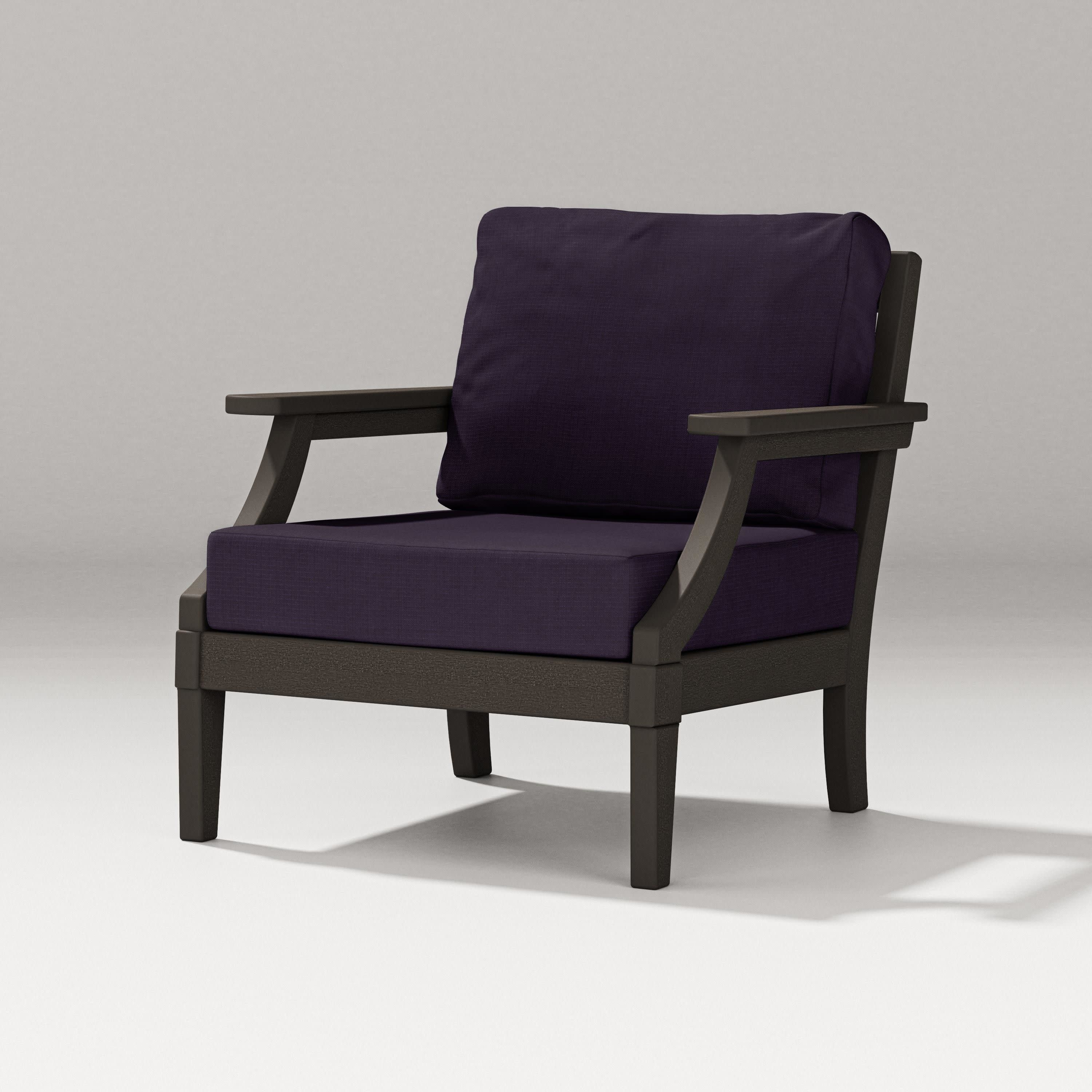 Estate Lounge Chair in Vintage Coffee / Navy Linen