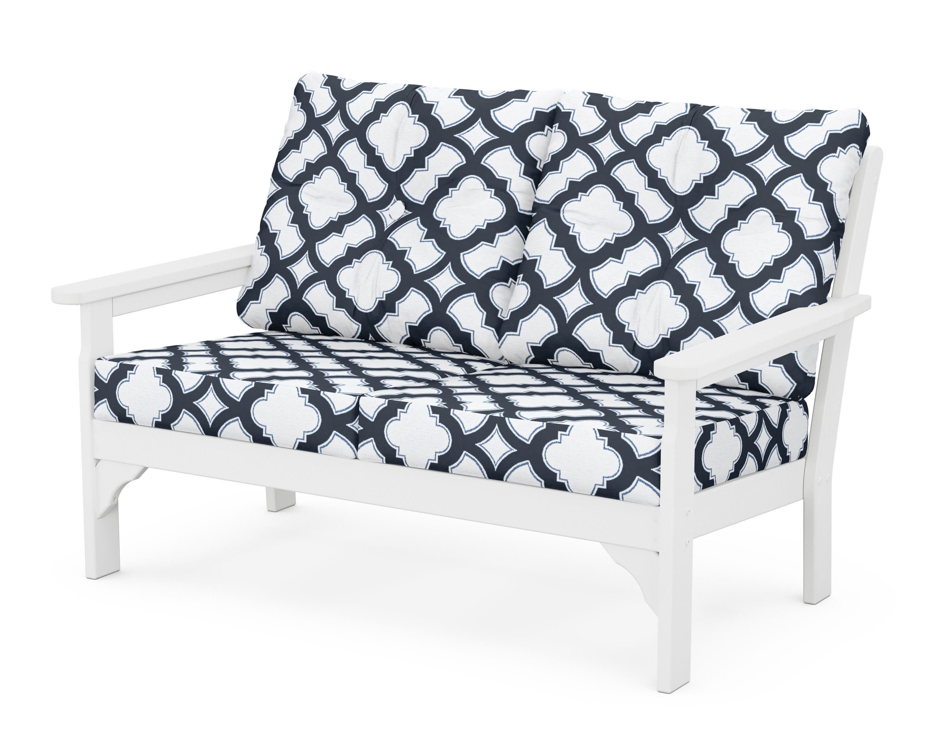 Vineyard Deep Seating Loveseat in White / Trellis Marine Indigo
