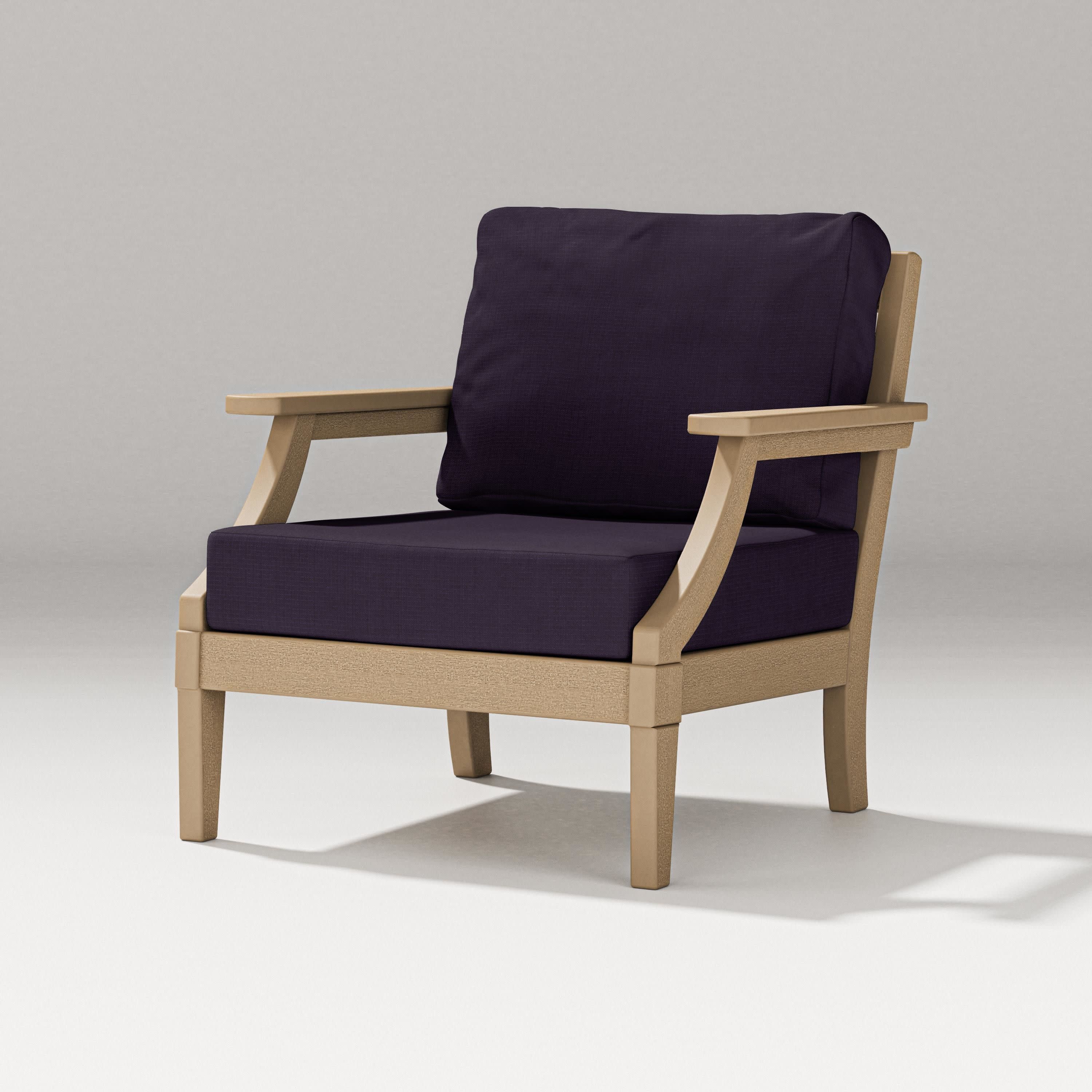 Estate Lounge Chair in Vintage Sahara / Navy Linen