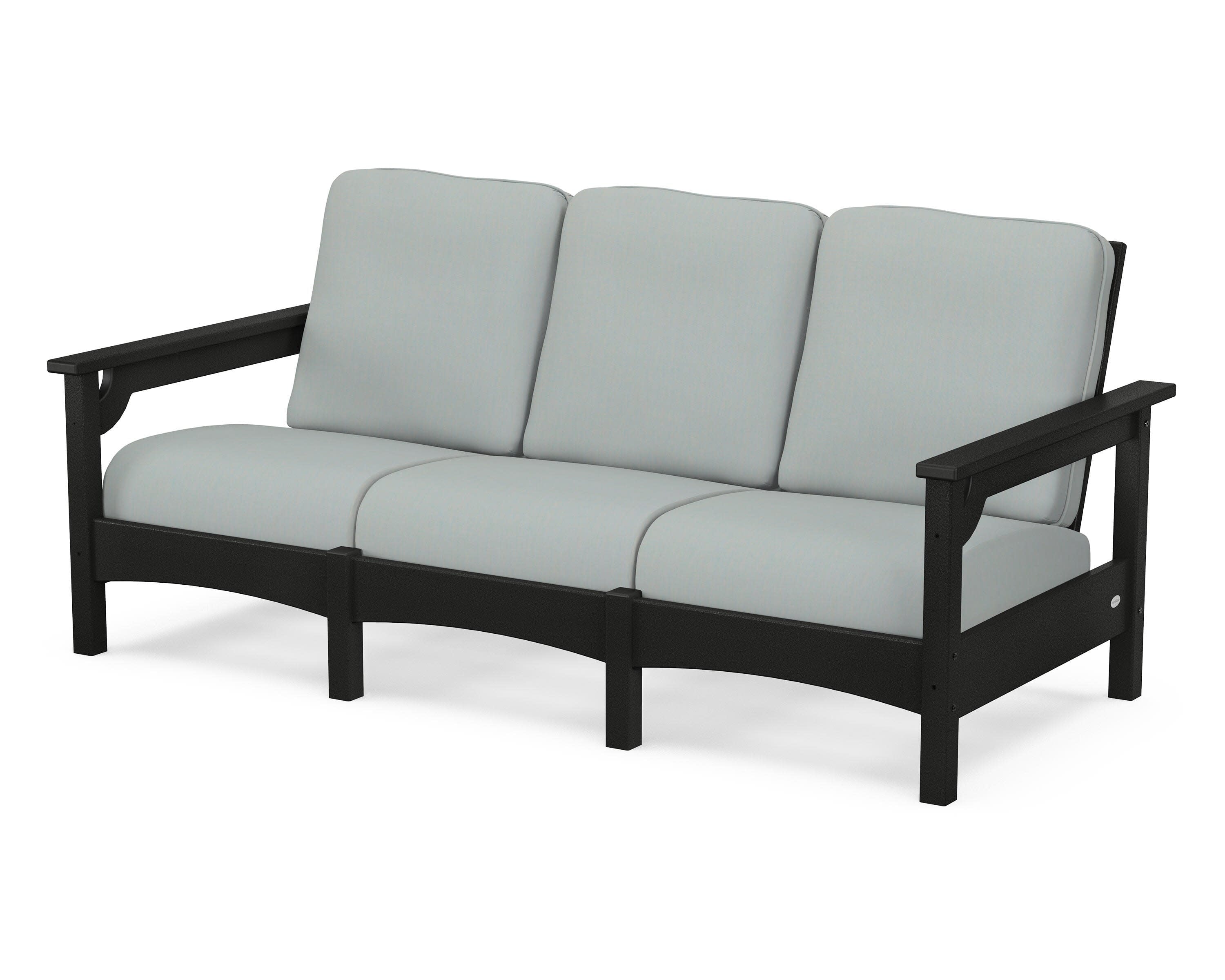Club Sofa in Black / Spa