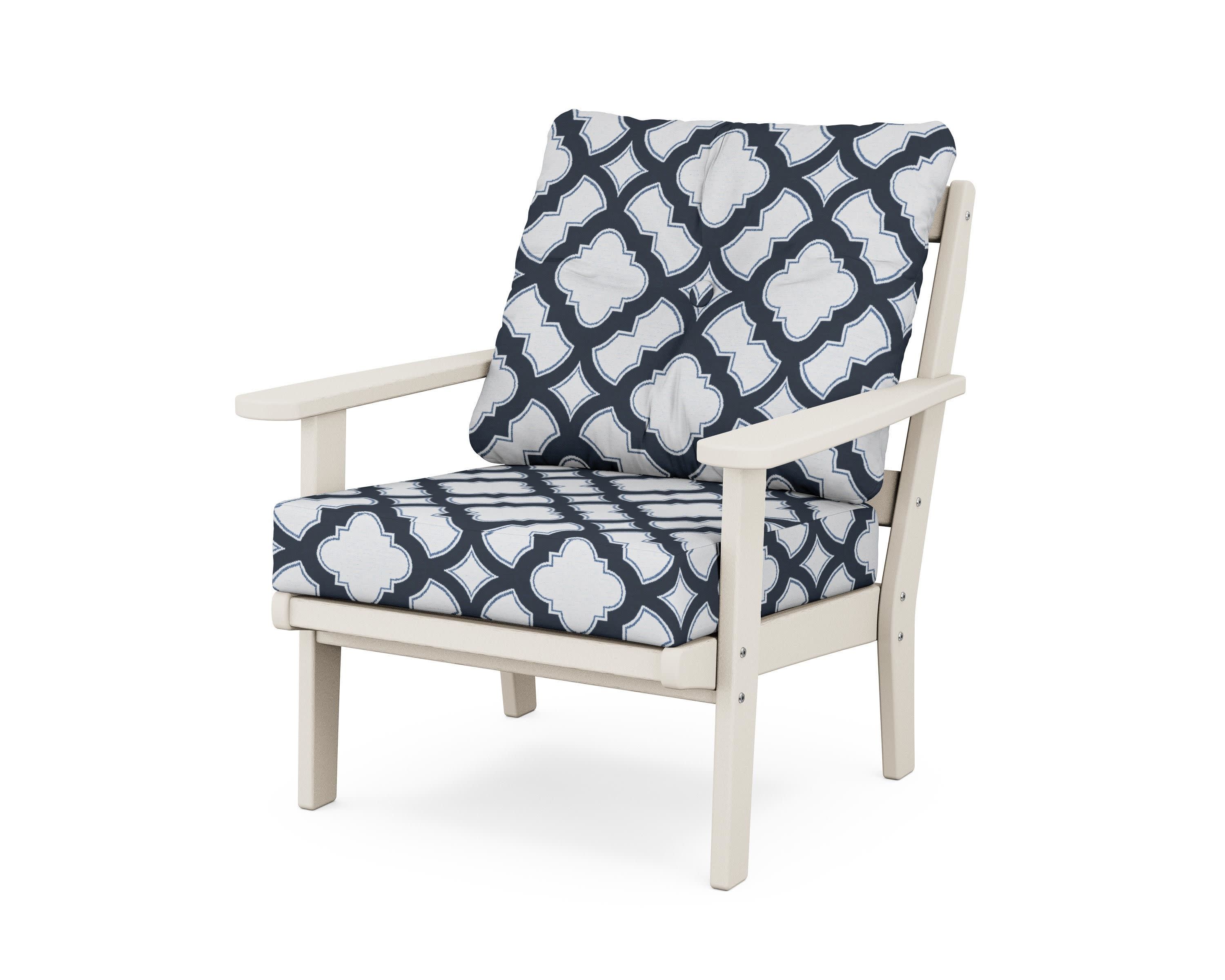 Mission Deep Seating Chair in Sand / Trellis Marine Indigo