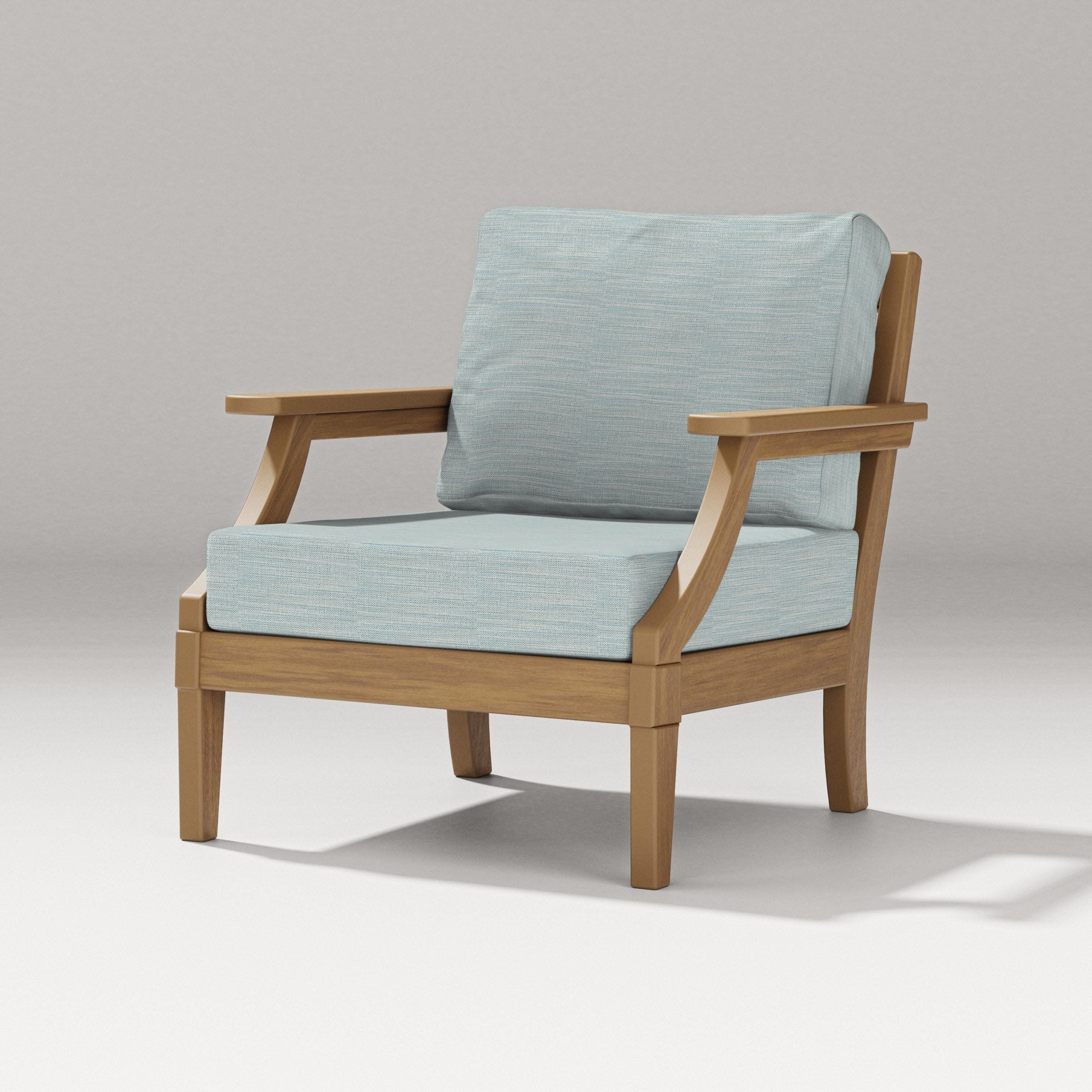 Estate Lounge Chair in Natural / Soothe Mist
