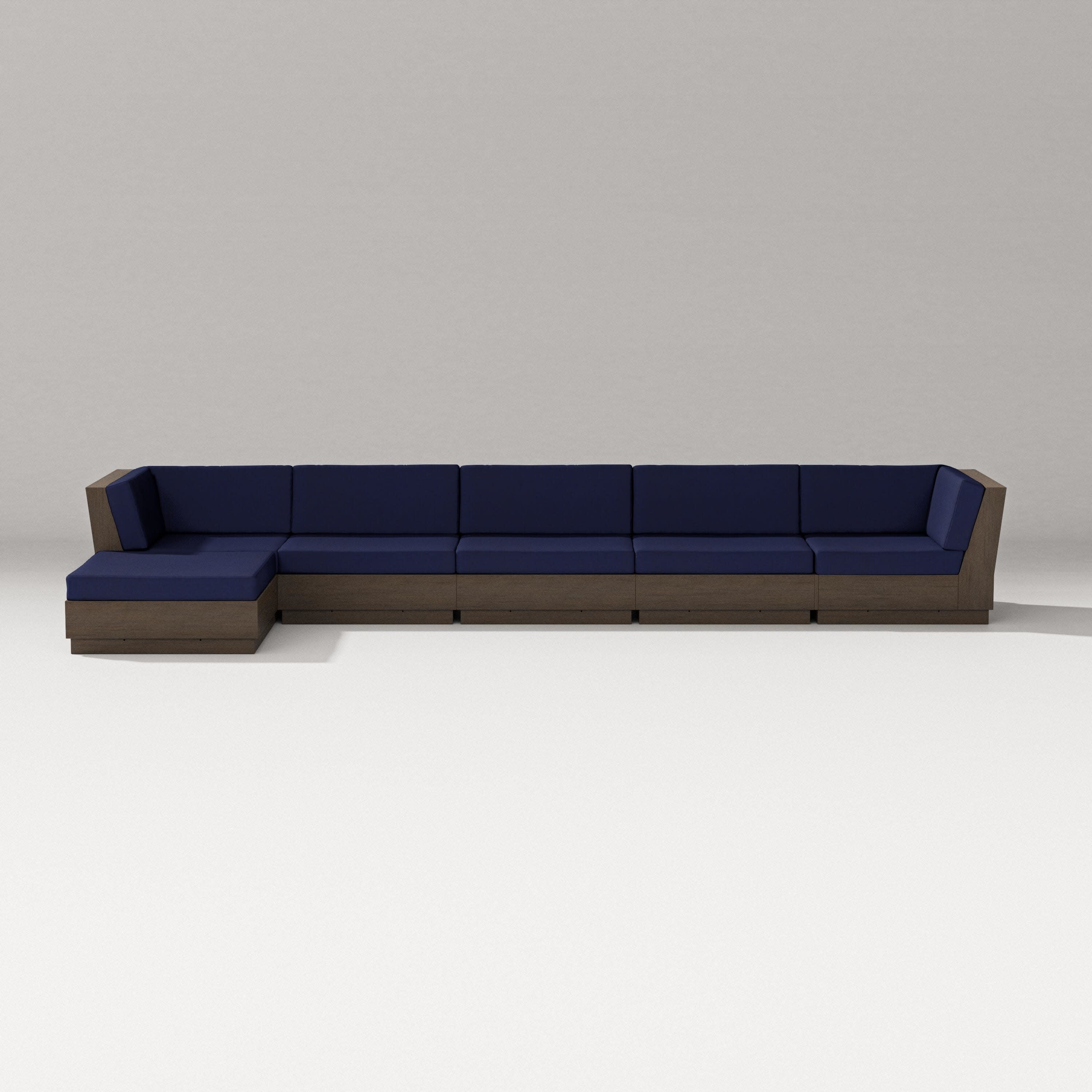 Elevate 6-Piece Chaise Sectional in Kona / Navy