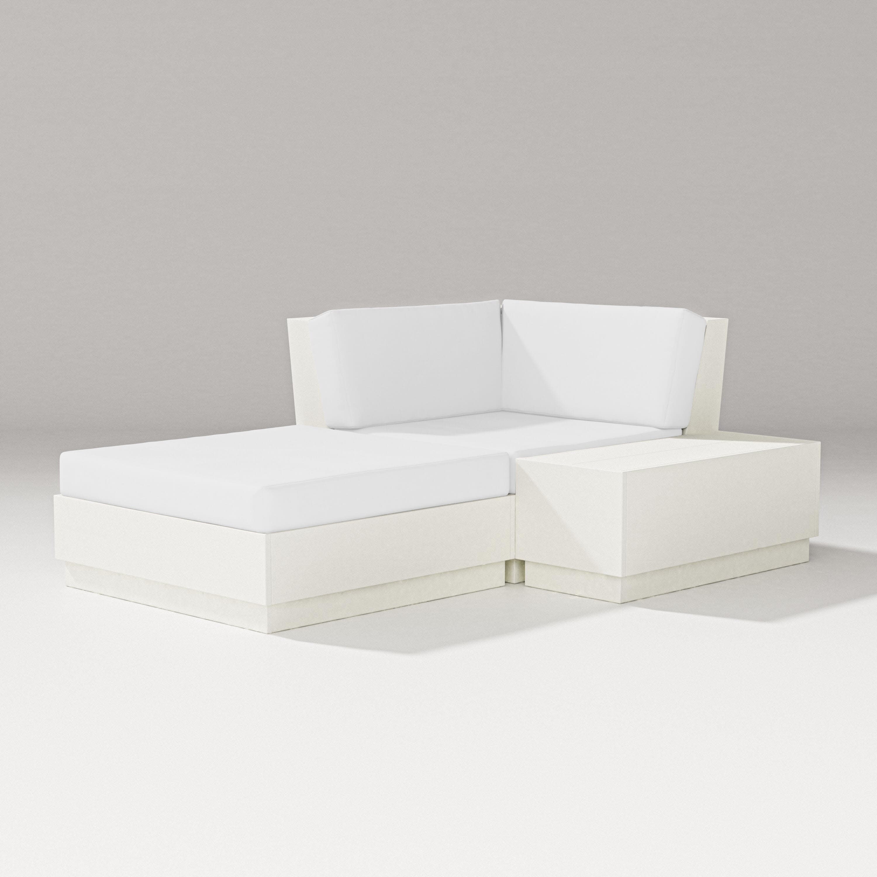 Elevate Corner Chaise in Vintage White / Natural